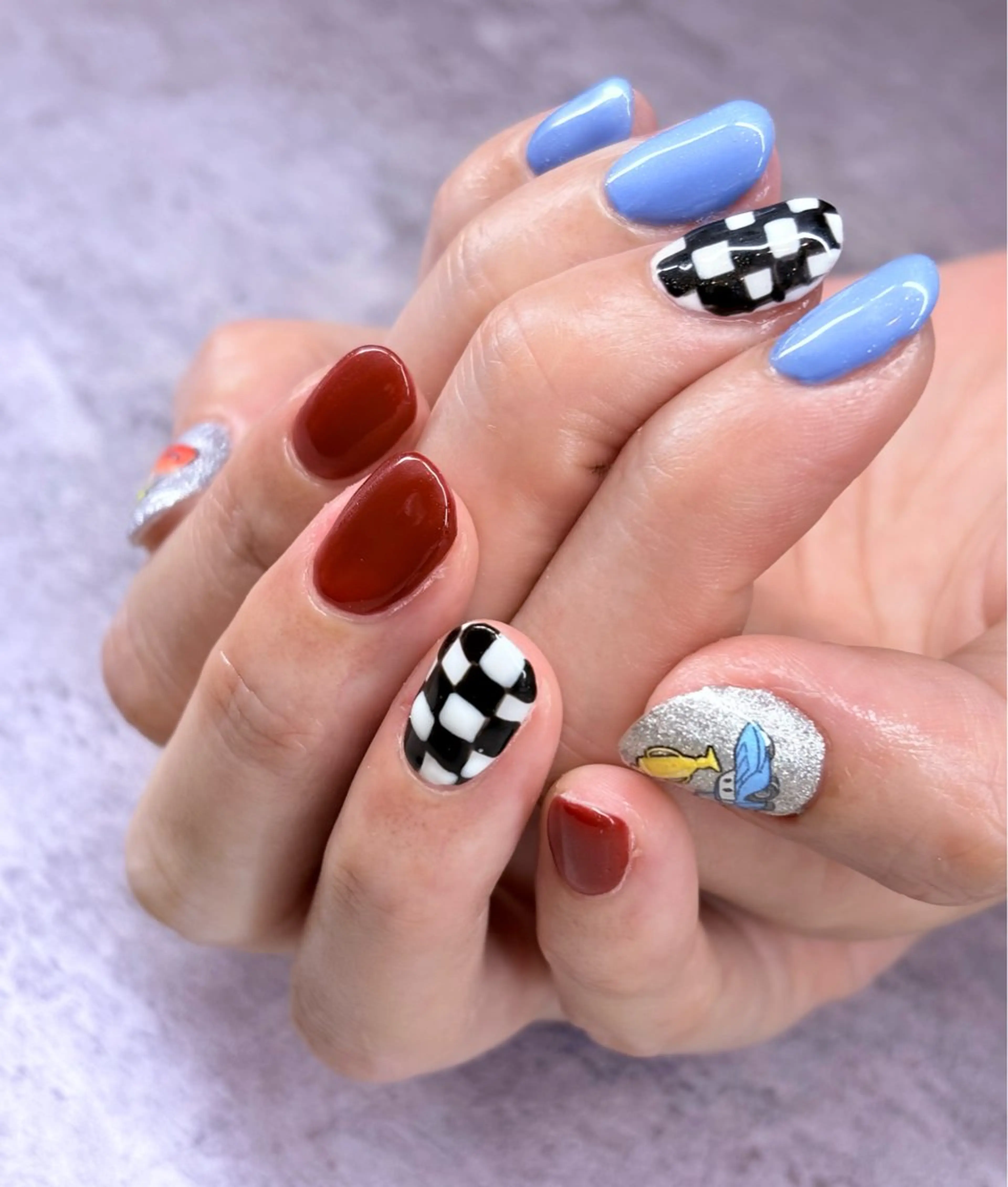 ネイル ハンドネイル Roger 舞のネイルデザイン