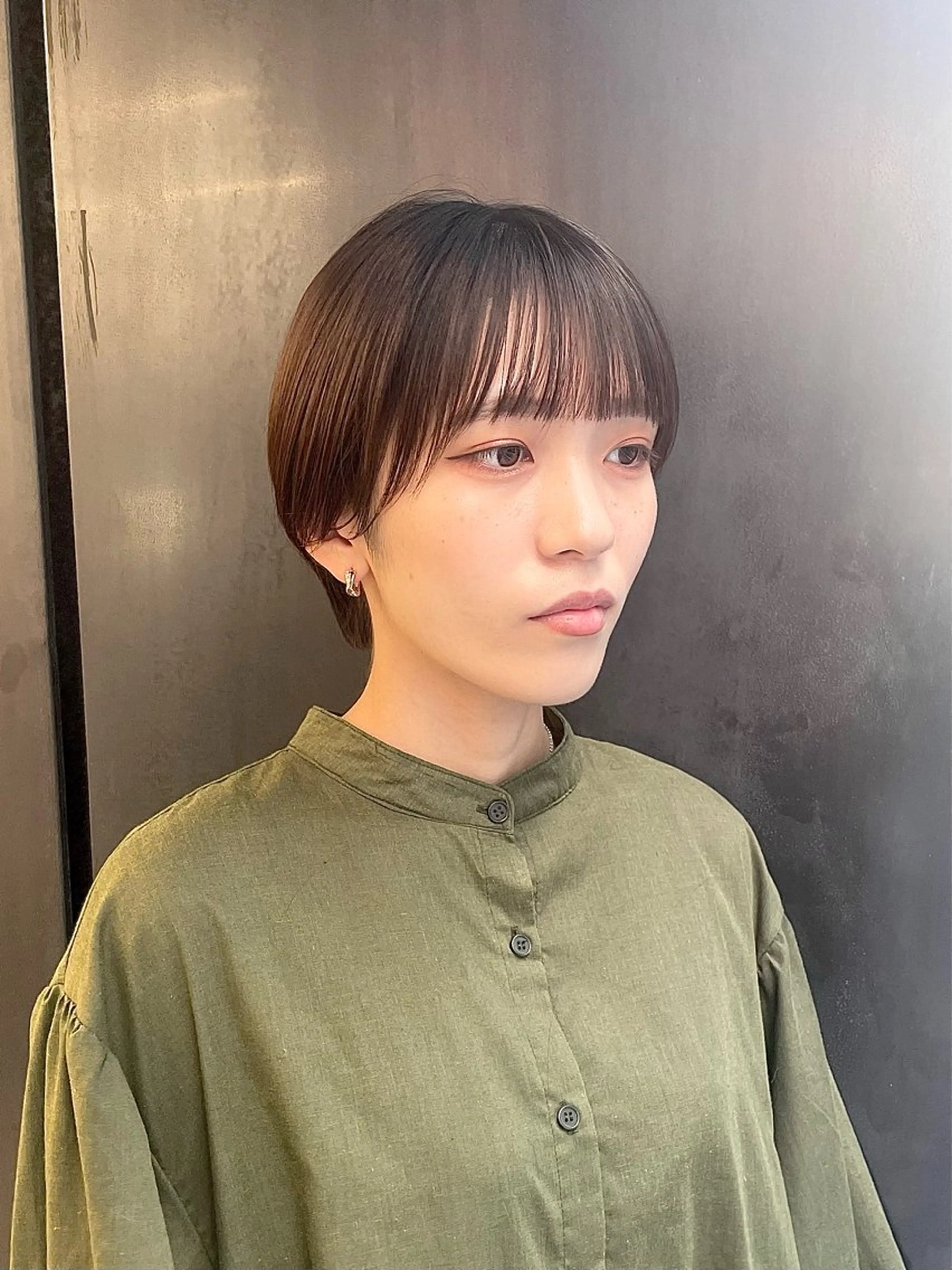 ショート カラー アッシュ ベージュカラー ボブ ショートヘア カット・ブリーチ TAIGAのヘアスタイル