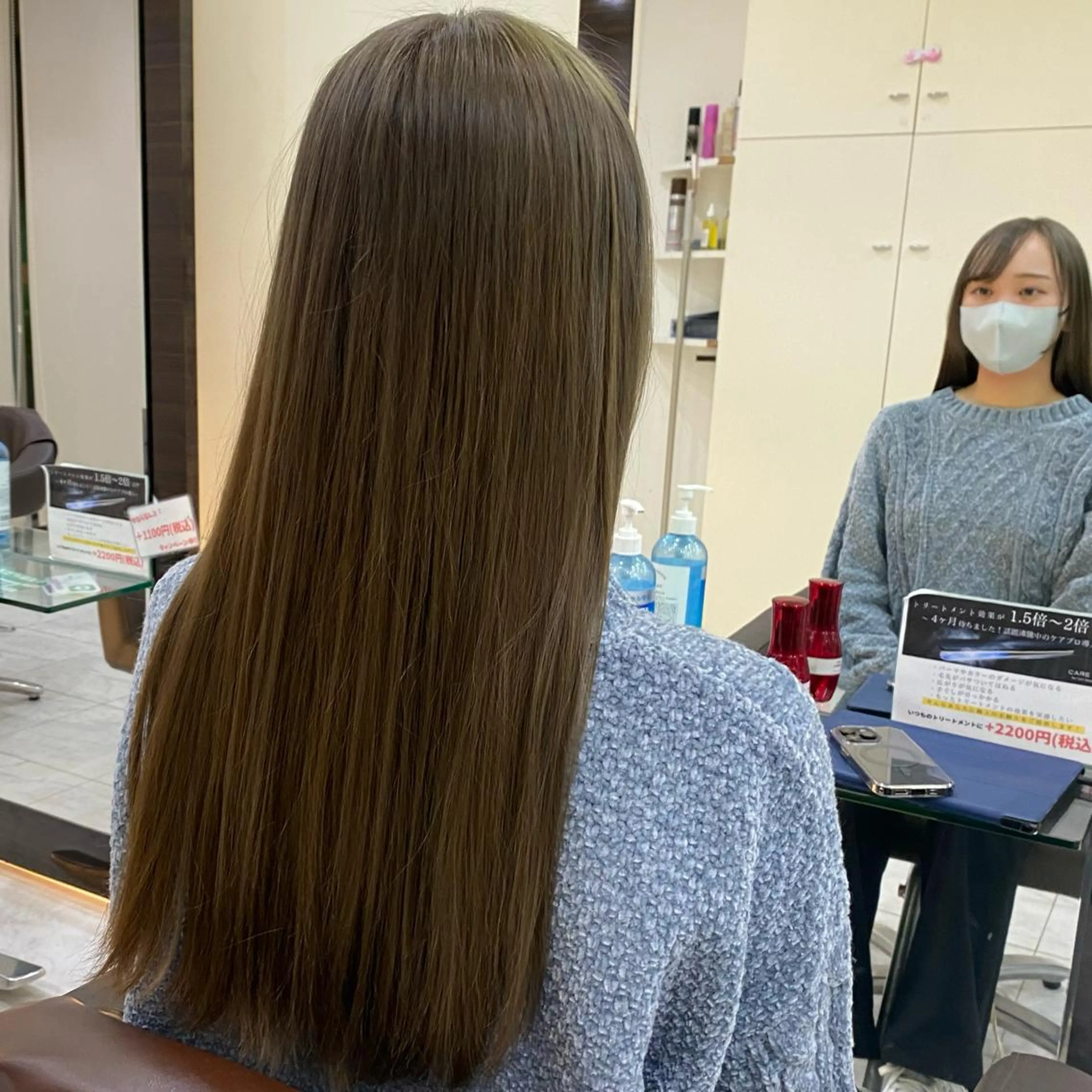 ロング カラー ブリーチ ダブルカラー グレージュ 卒業式のヘアスタイル Agu hair TENOE大宮氷川参道店所属・☀️透明感艶感カラー 増田魁土☀️のヘアスタイル