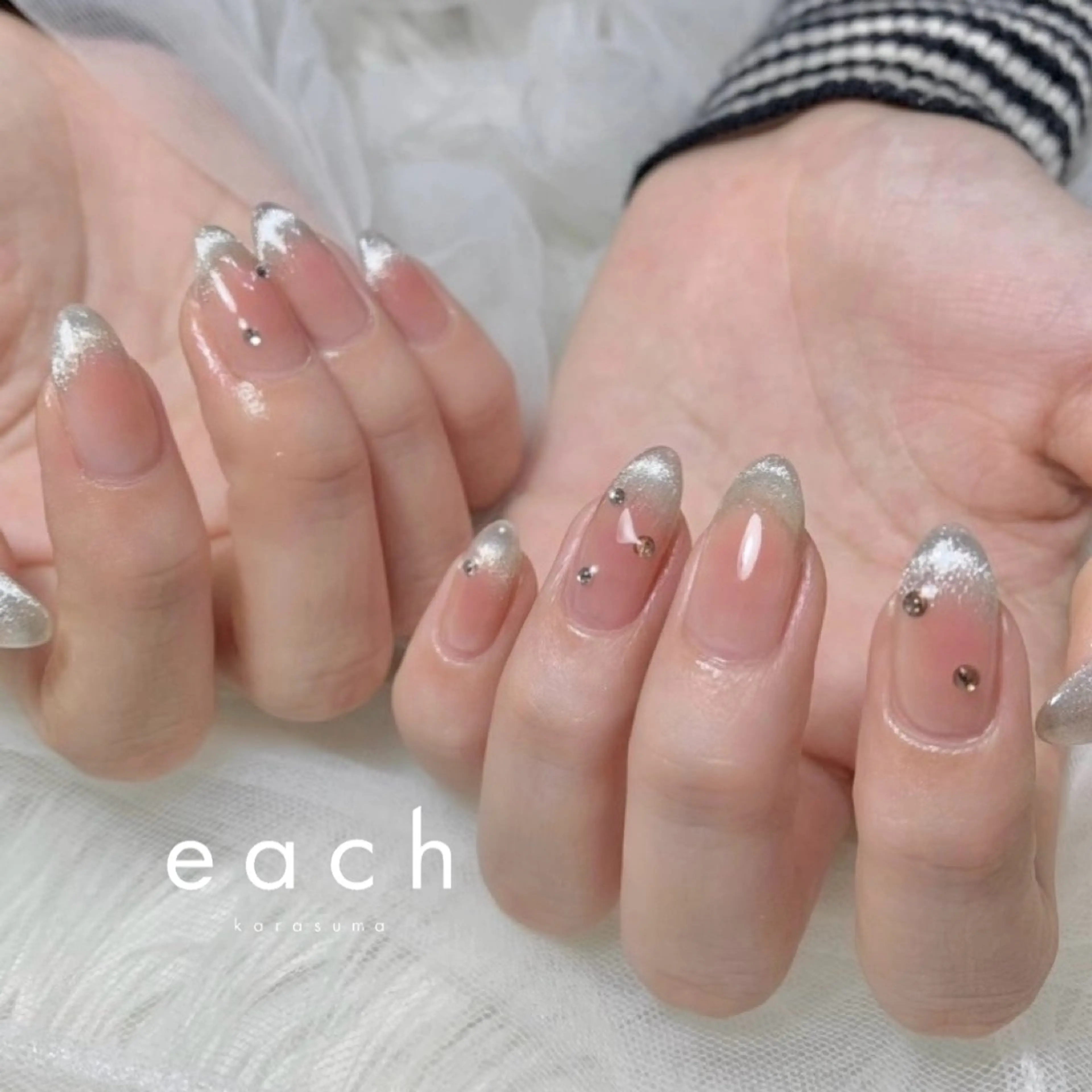 ネイル マグネットネイル ハンドネイル each sakuraのネイルデザイン