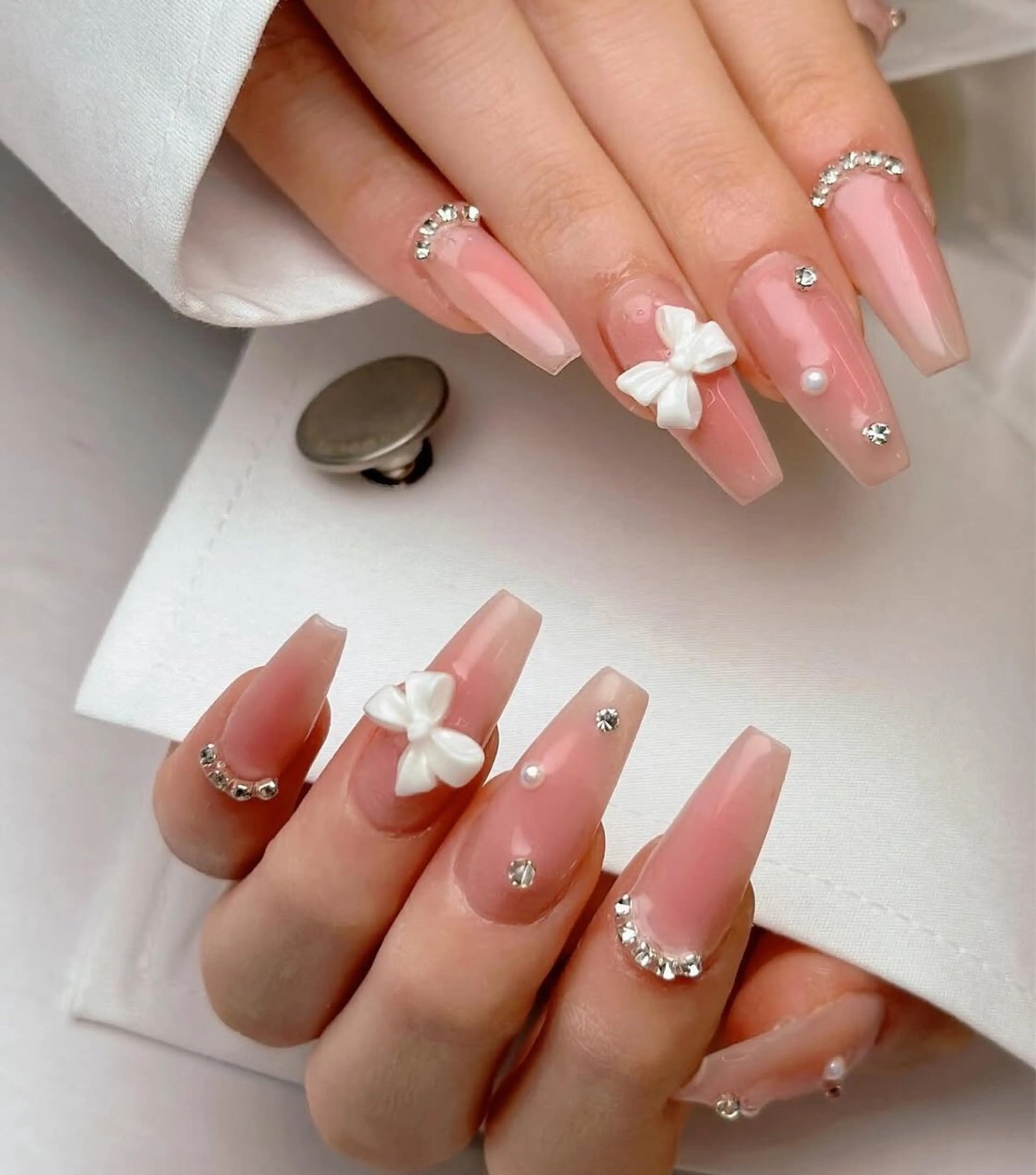 ネイル フレンチネイル ジェルネイル ハロウィン キラキラネイル 韓国ネイル H.baby Nail Salonのネイルデザイン