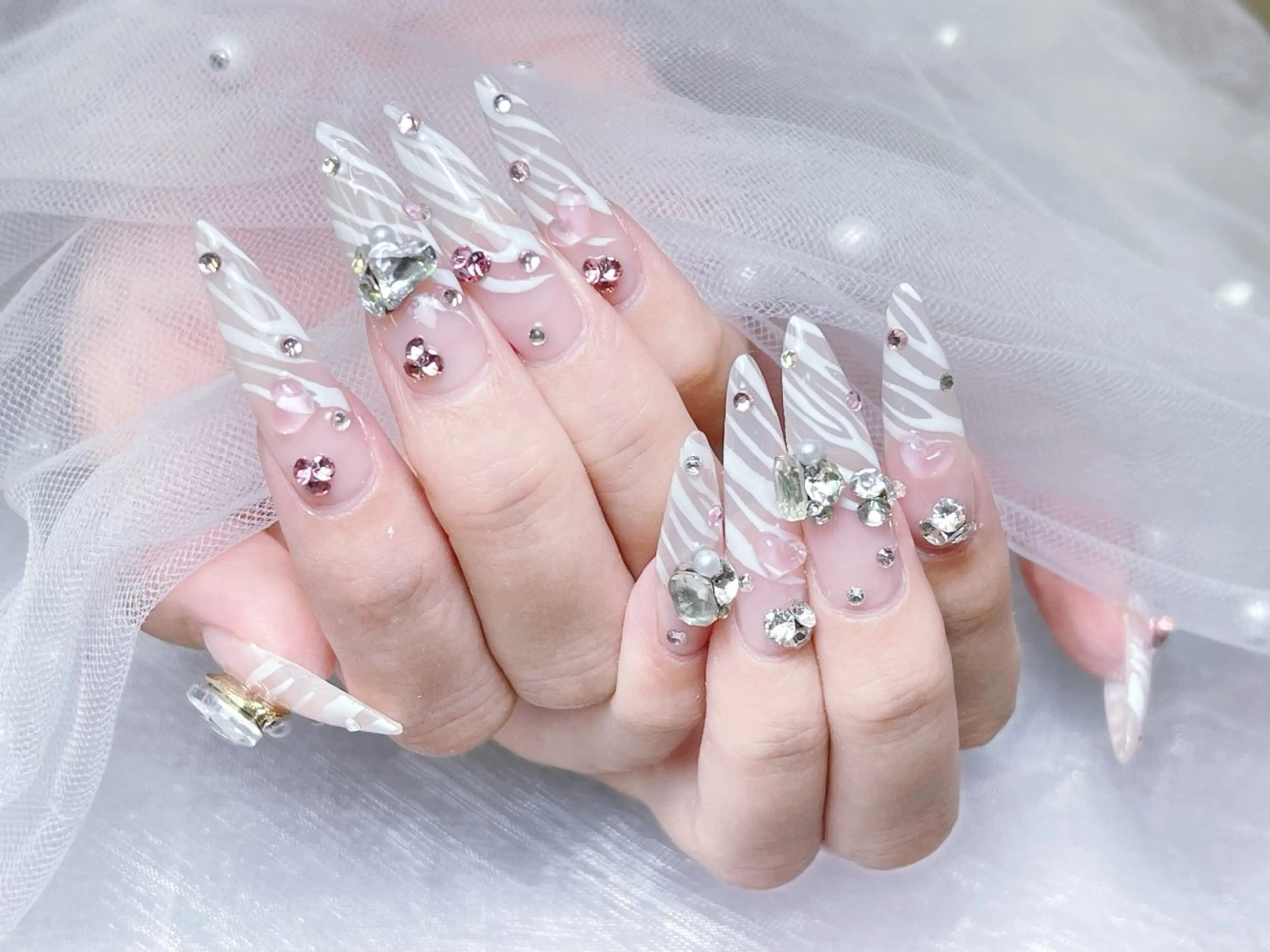 メンズ ネイル ハンドネイル Bloom スカルプ専門店のネイルデザイン