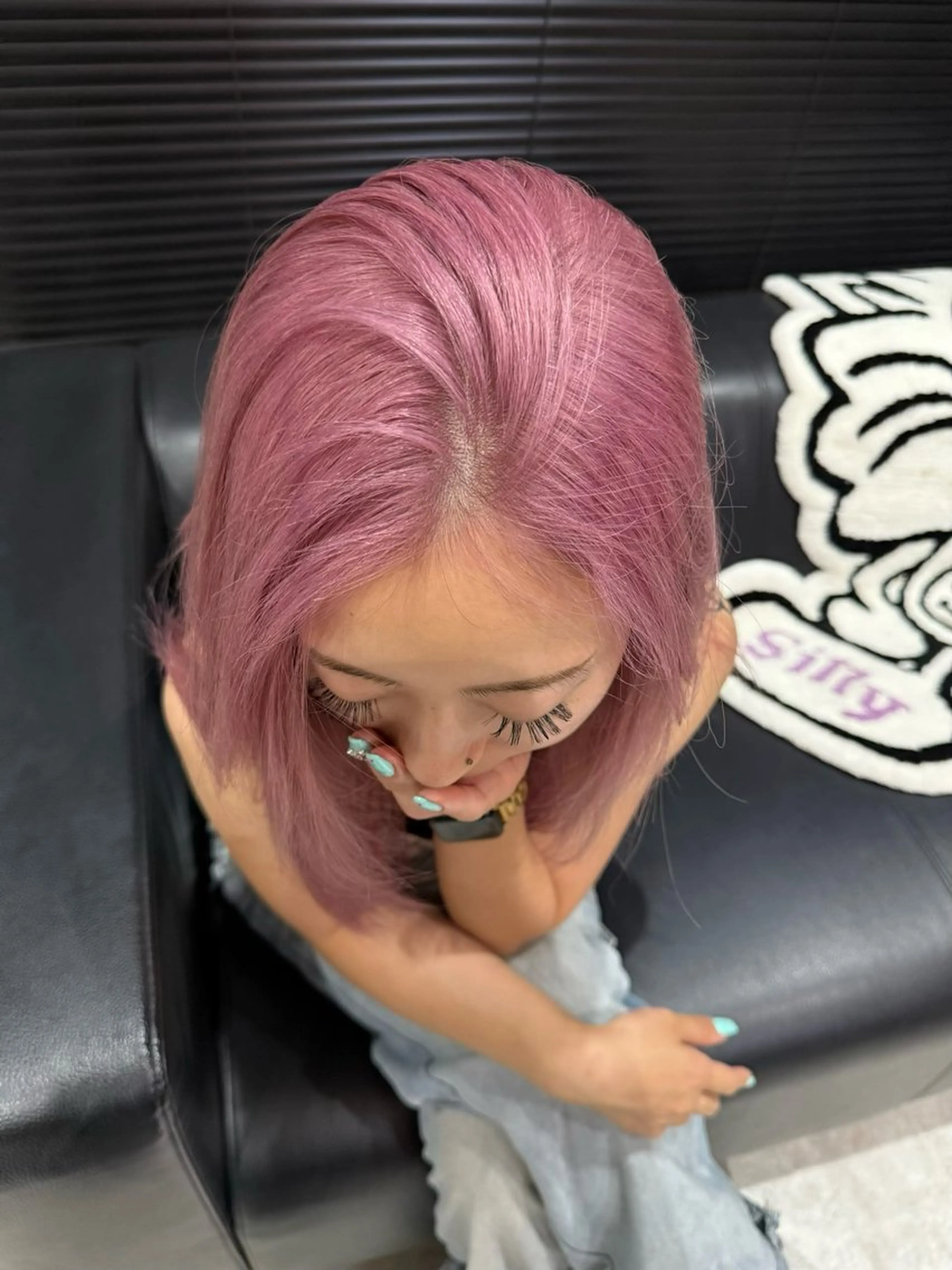 ロング カラー ブリーチ ヘアカラー HAIR & MAKE H所属・松下 愛生のヘアスタイル