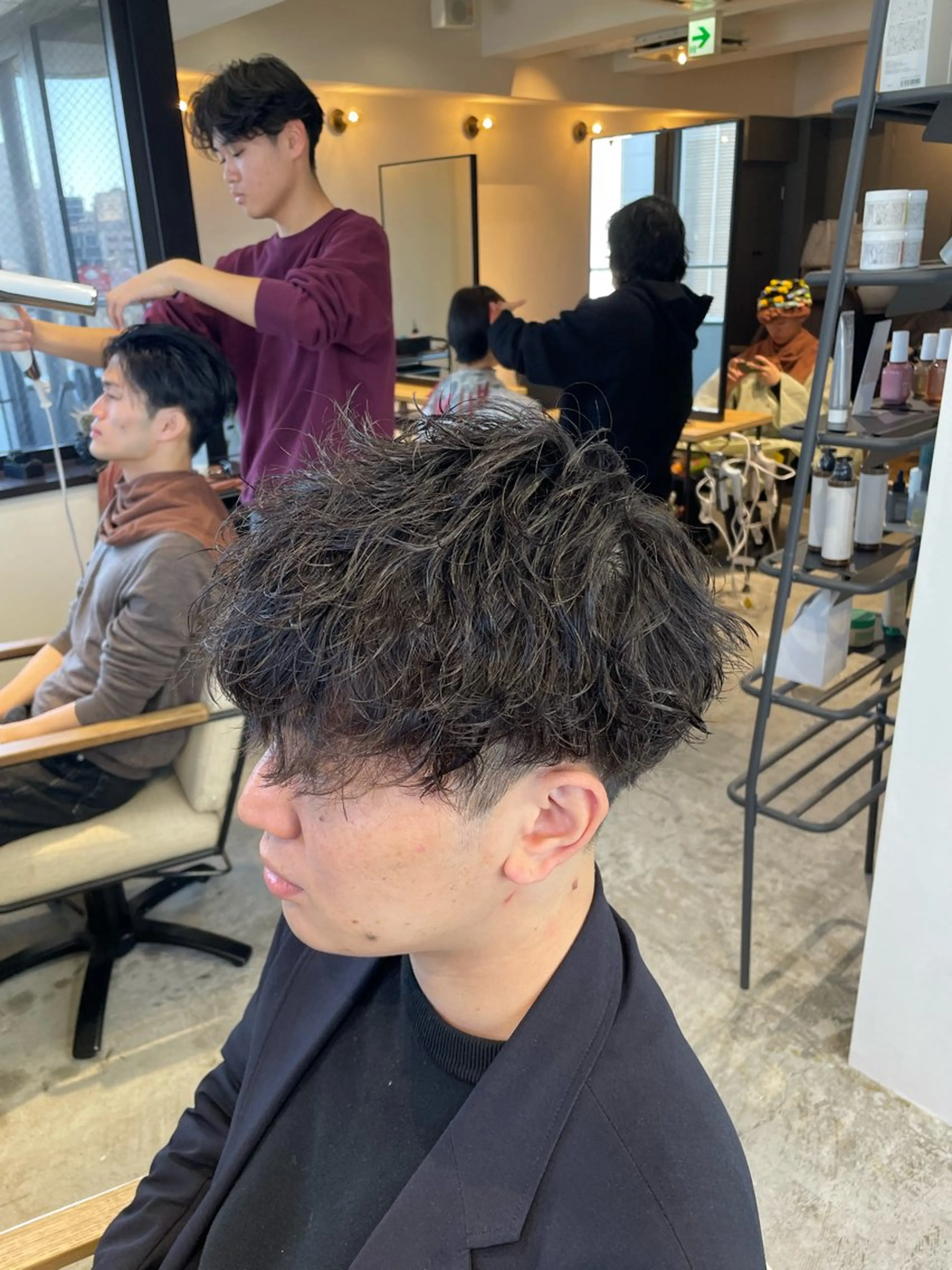 ショート 川副/シャドウ/ 波巻き/メンズパーマのヘアスタイル