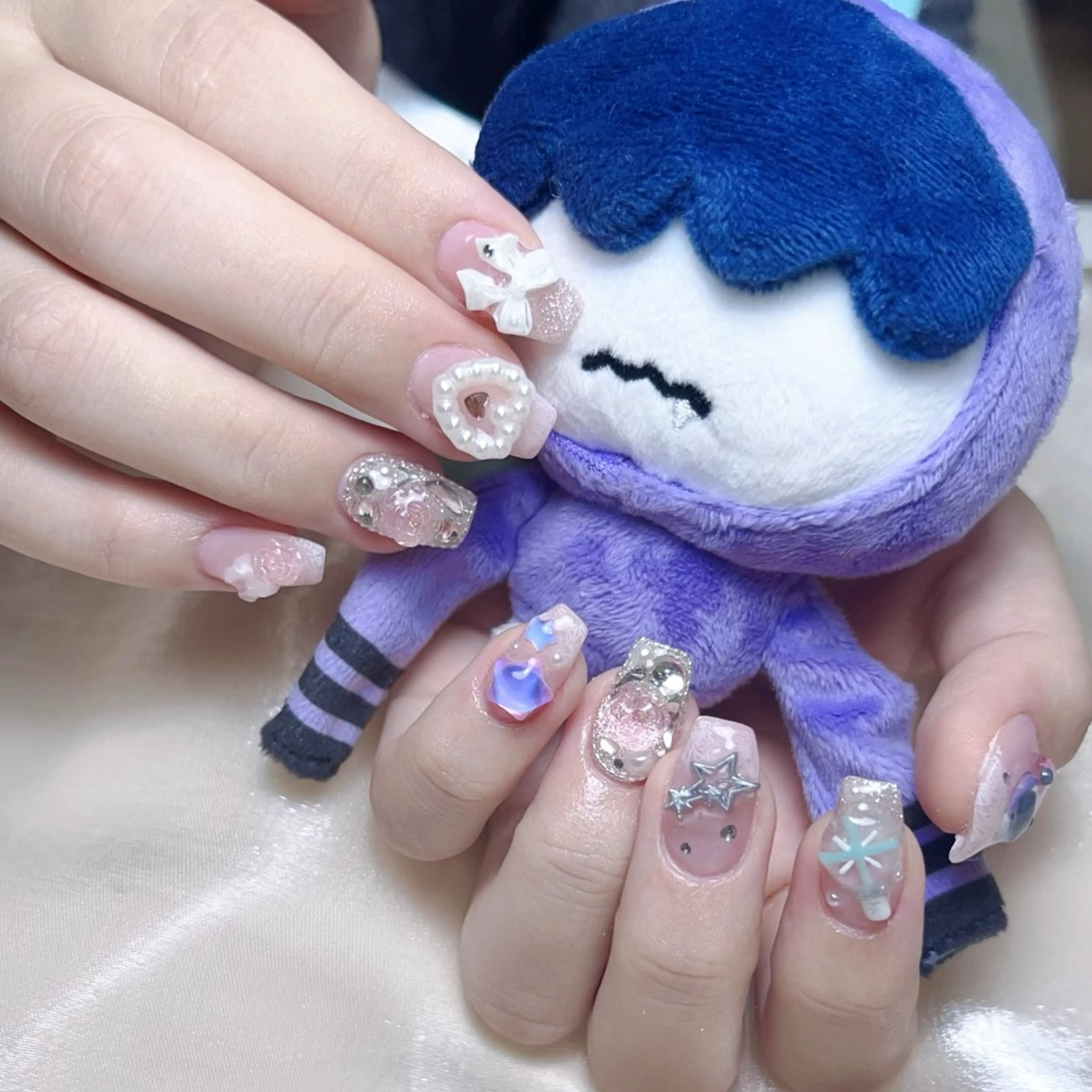 メンズ ネイル メンズ韓国風 アートネイル オーロラネイル ガーリー キラキラネイル ハンドネイル Nail salon 木にいるのネイルデザイン