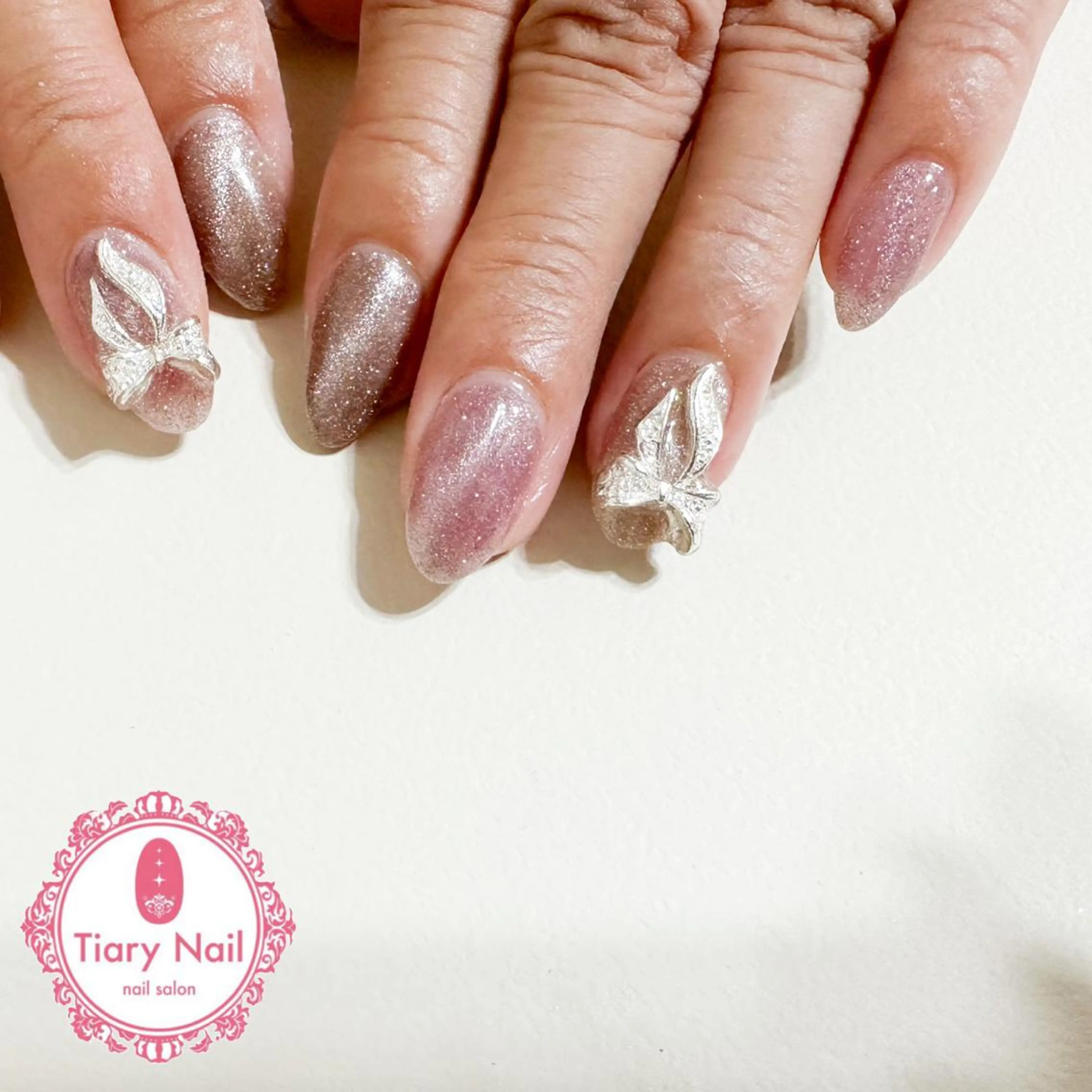 ネイル tiarynail K Kのネイルデザイン