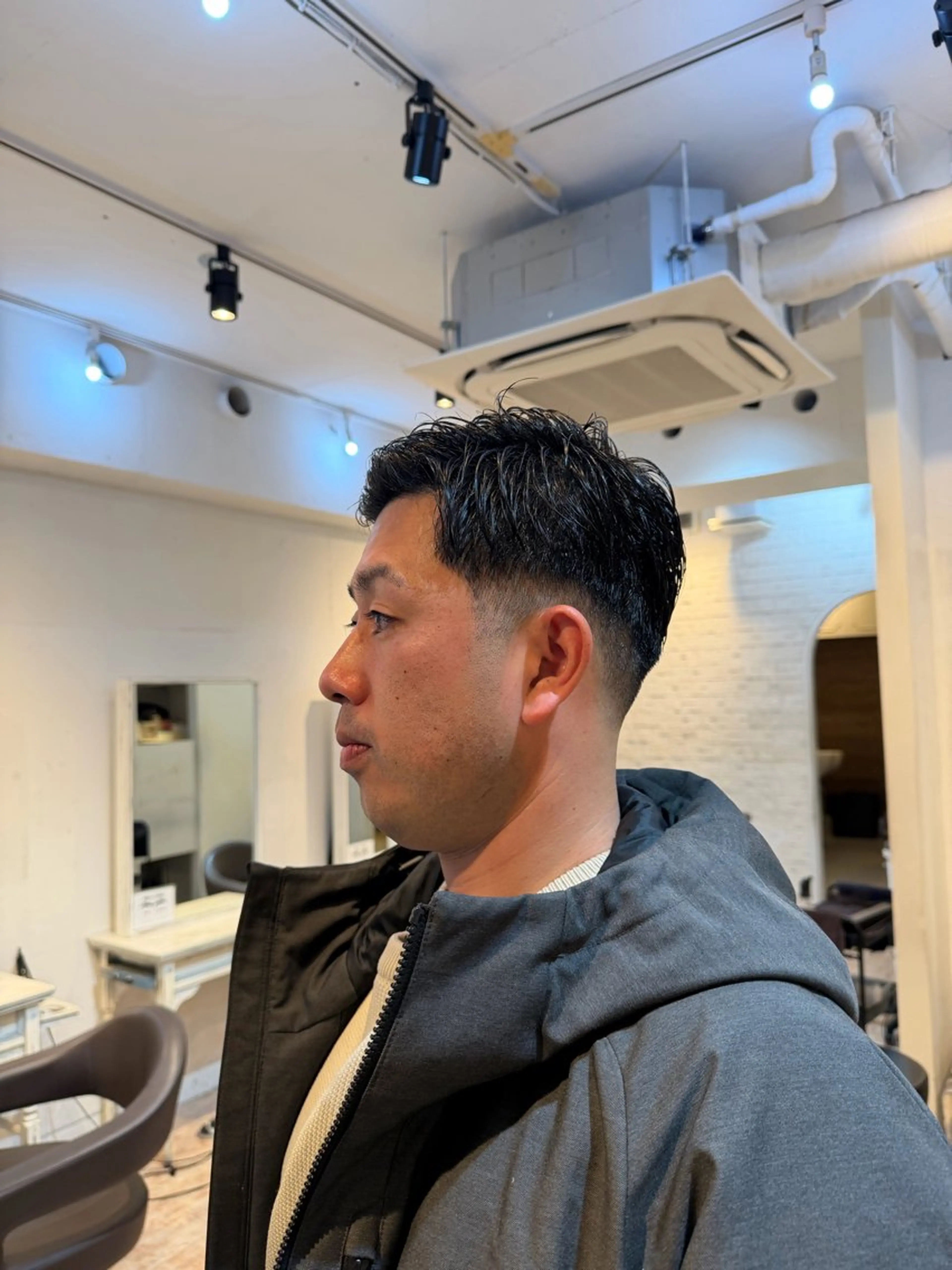 【メンズ】スキンフェードカット19時30分からのご案内となります✨✨の写真