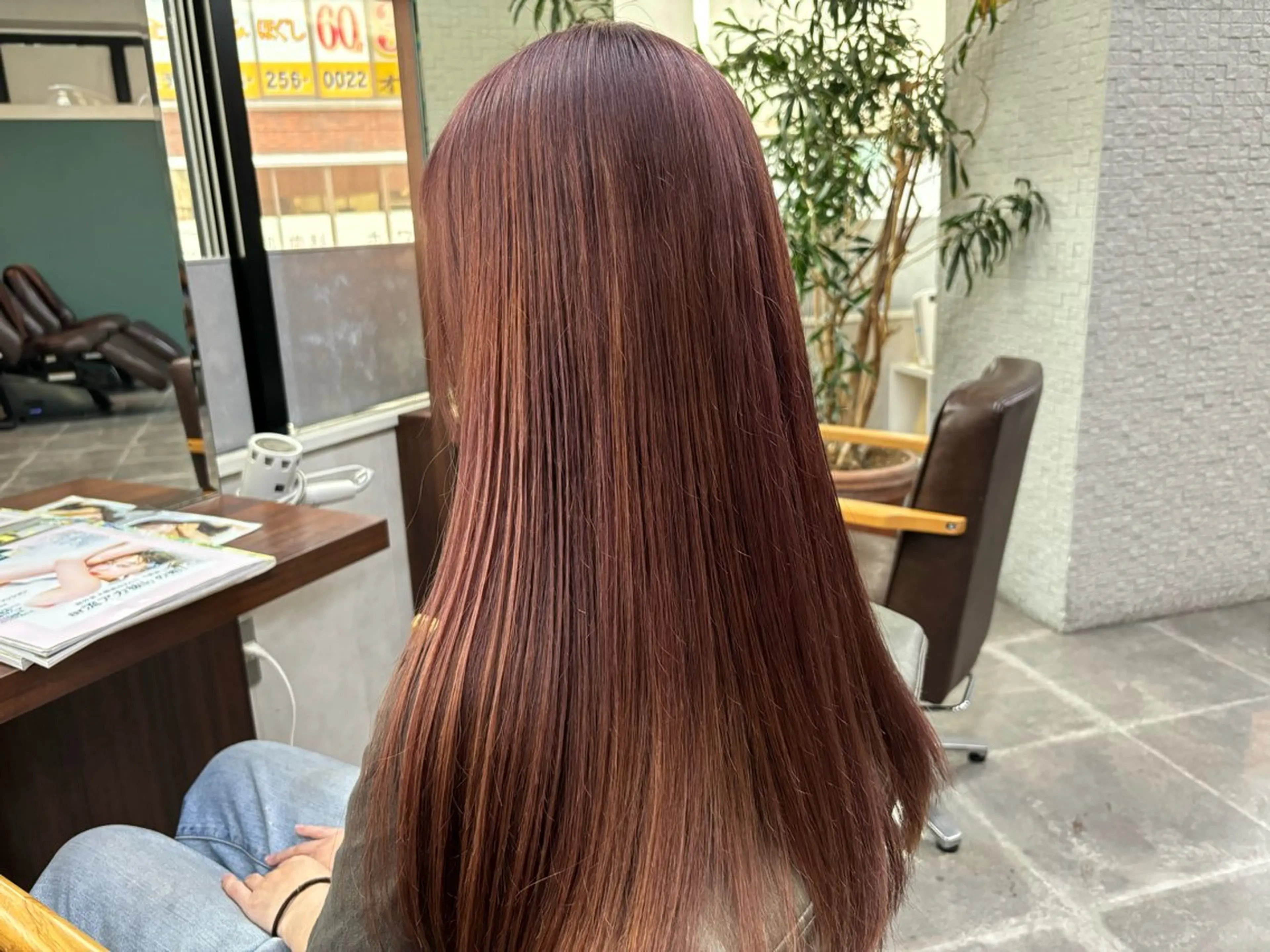 カラー 長内  大明のヘアスタイル