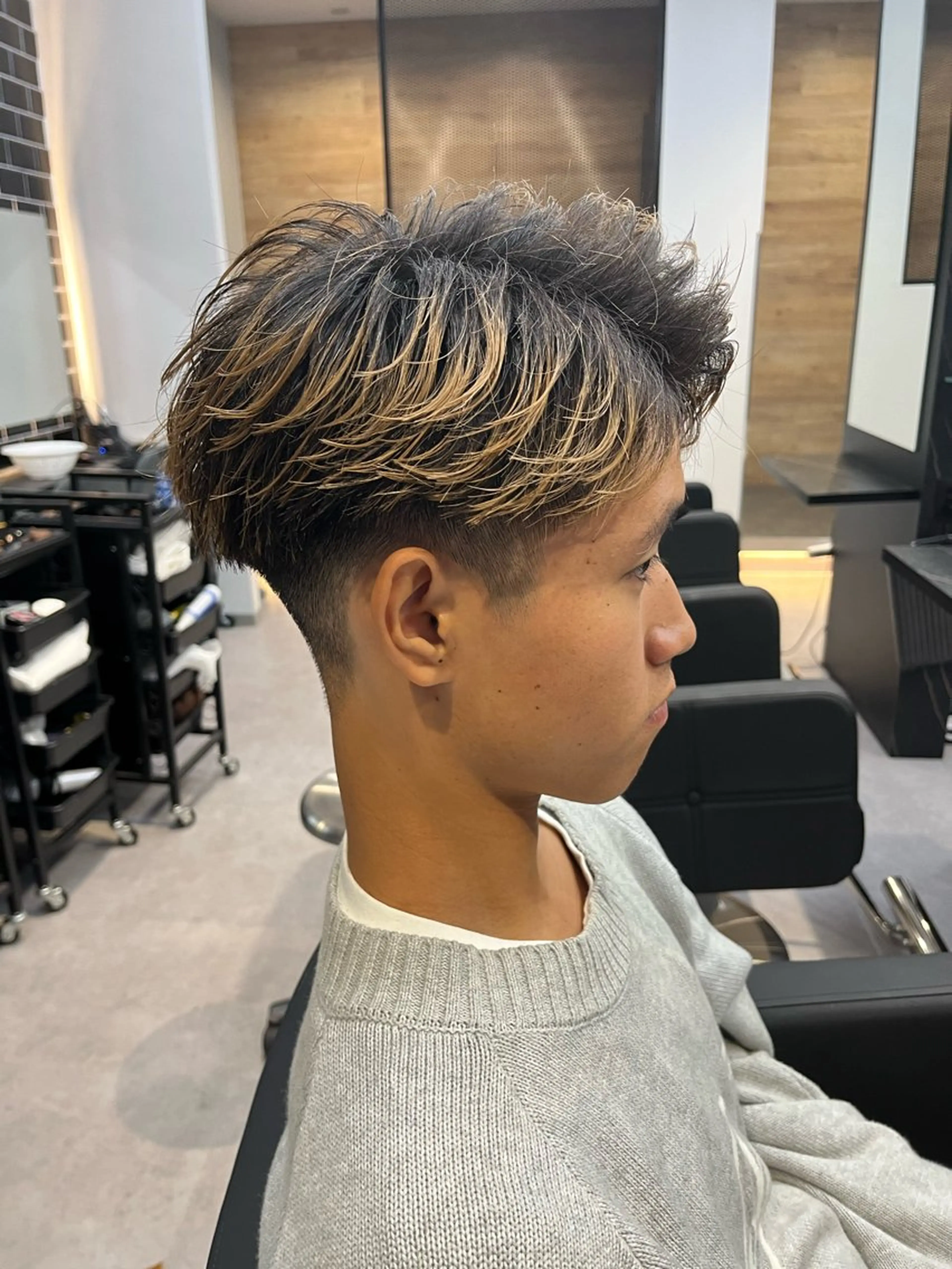 ショート カラー ヘアアレンジ メンズ アップバング メンズパーマ men'slapis YUTOのヘアスタイル