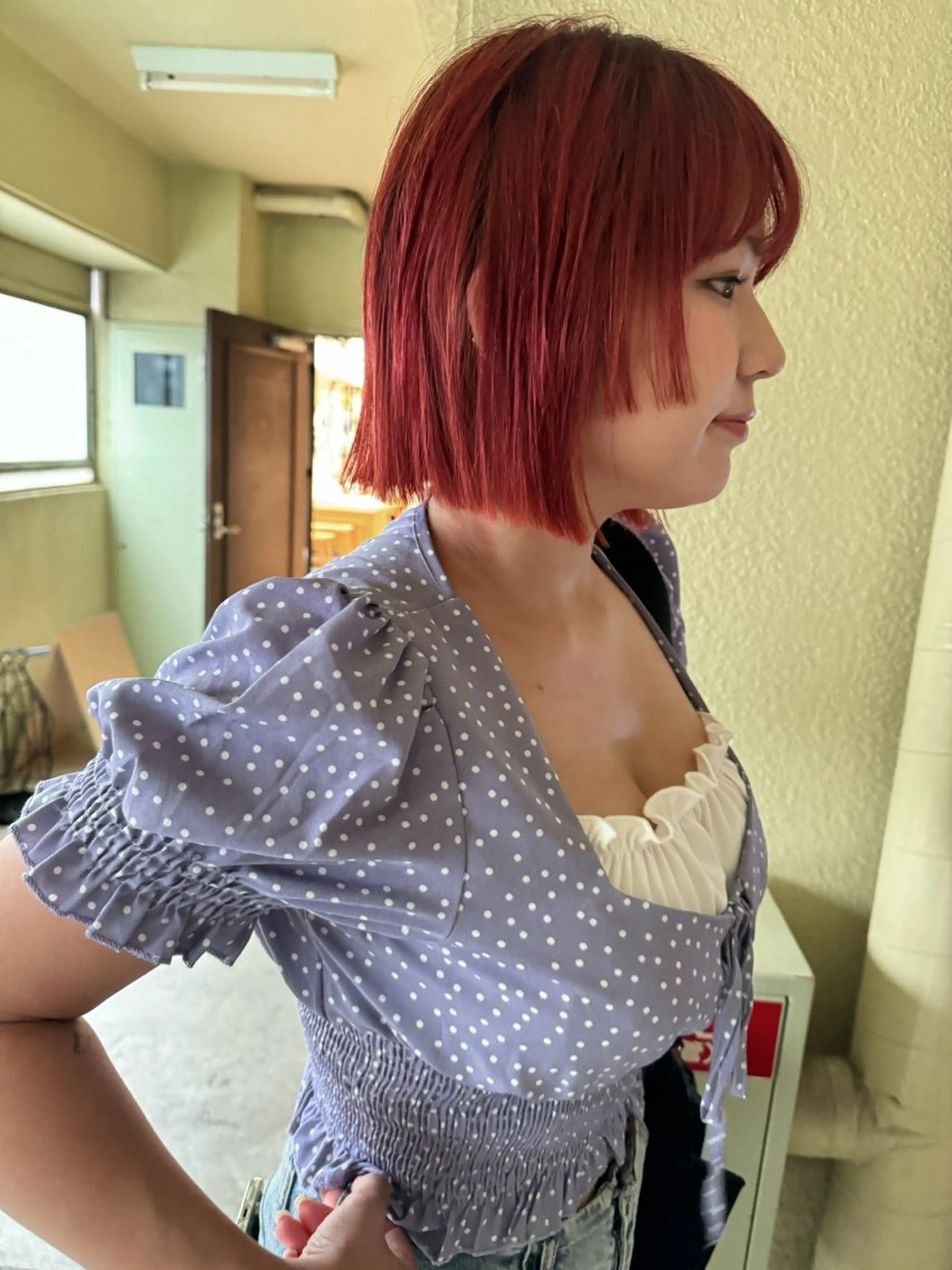 ミディアム カラー ボブ 名古屋レイヤーカット LORENハダのヘアスタイル