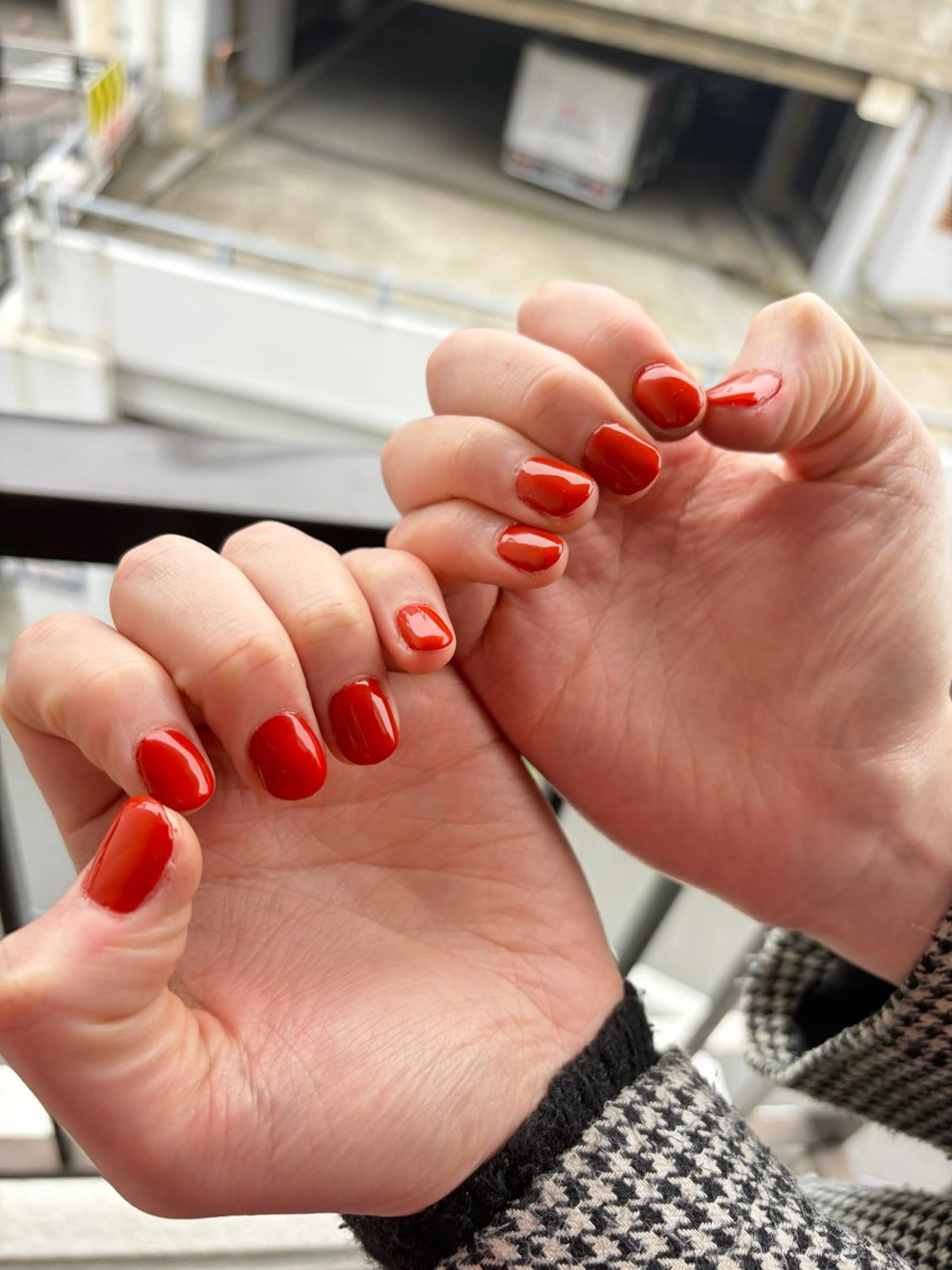 ネイル ワンカラーネイル オレンジ シンプルネイル 【カメレオン】宇野 恵のネイルデザイン