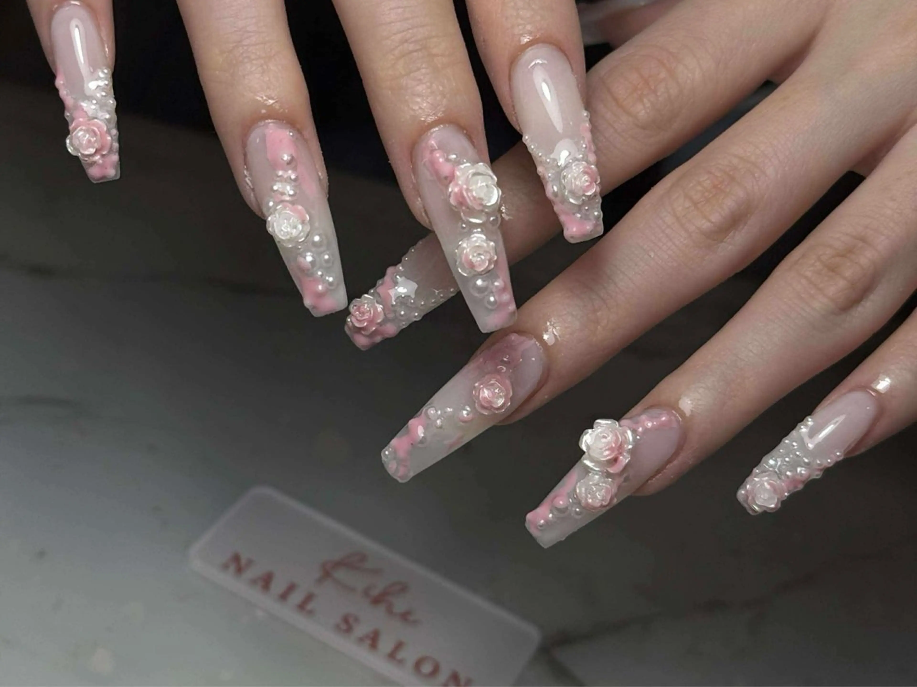 ネイル アートネイル フレンチネイル ジェルネイル グラデーション 韓国ネイル ハンドネイル 💕鈴木ユリ パラジェル/オフ無料のネイルデザイン