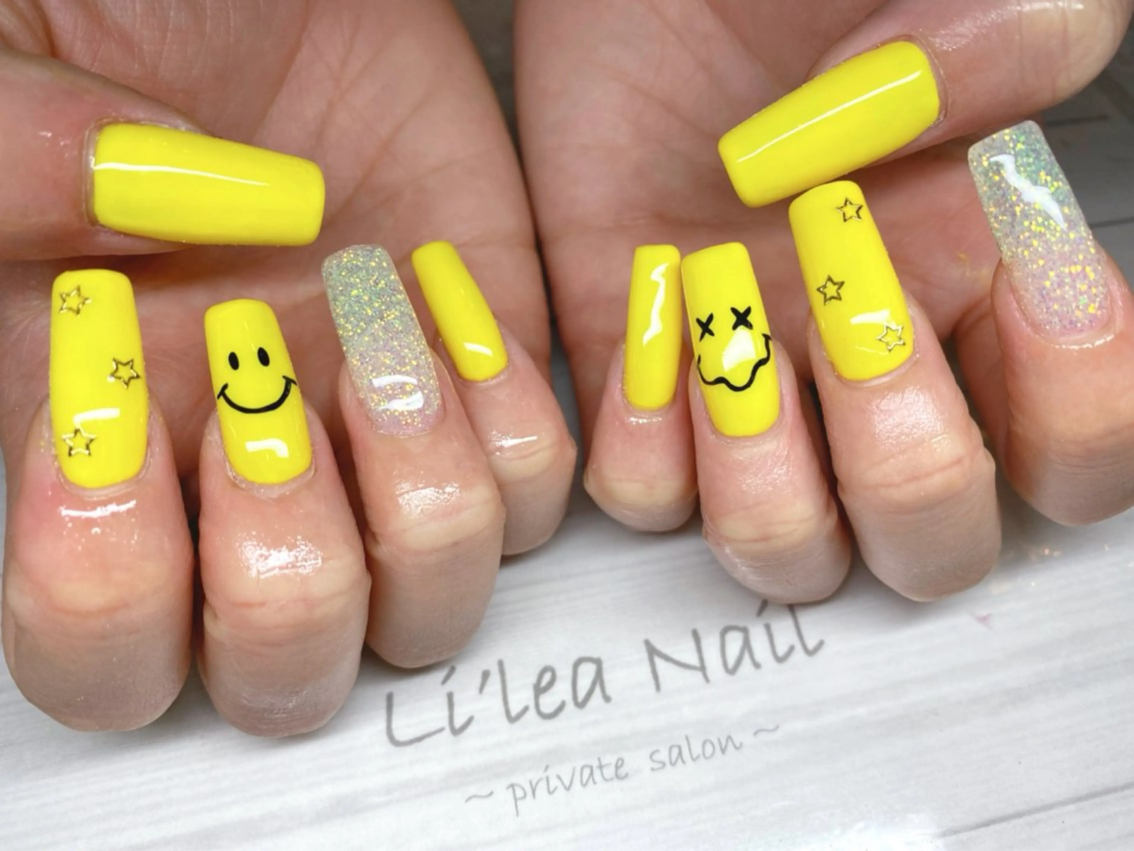 ネイル Li'leaNail AINAのネイルデザイン