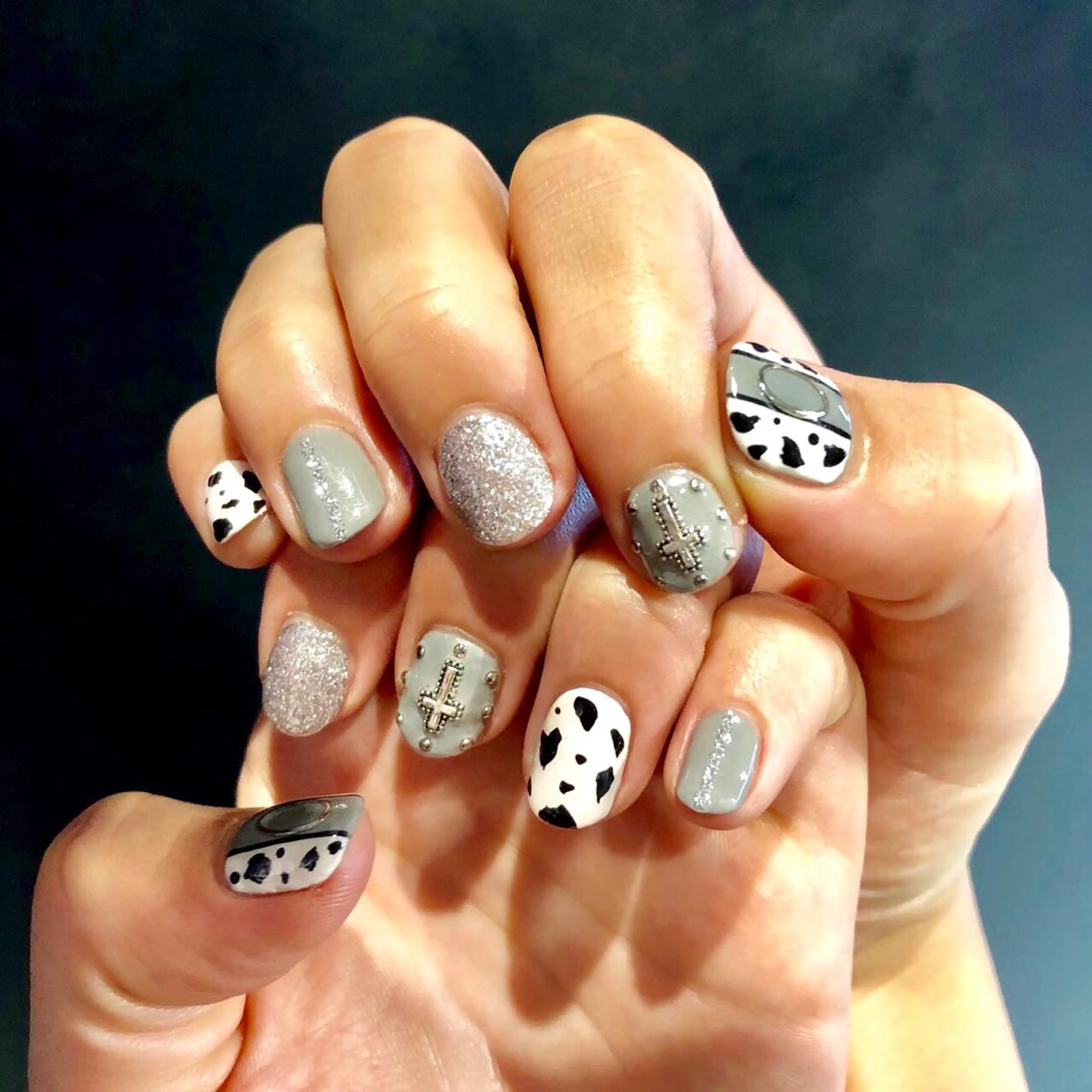 ネイル ハンドネイル Amber21.所属・Nagahama Akariのネイルデザイン