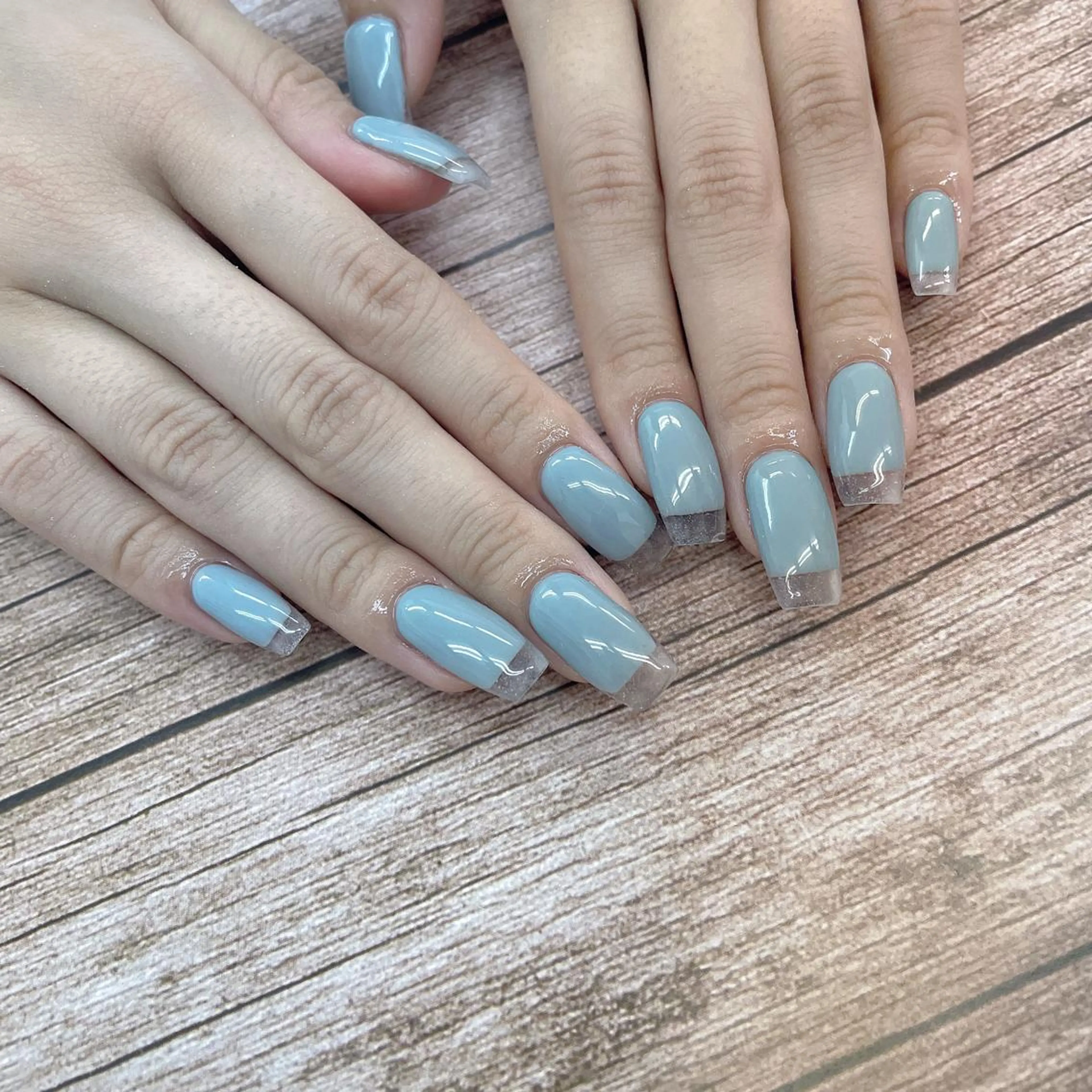 ネイル ハンドネイル 🦋ネイルサロン ブラン🌈ゆりのネイルデザイン