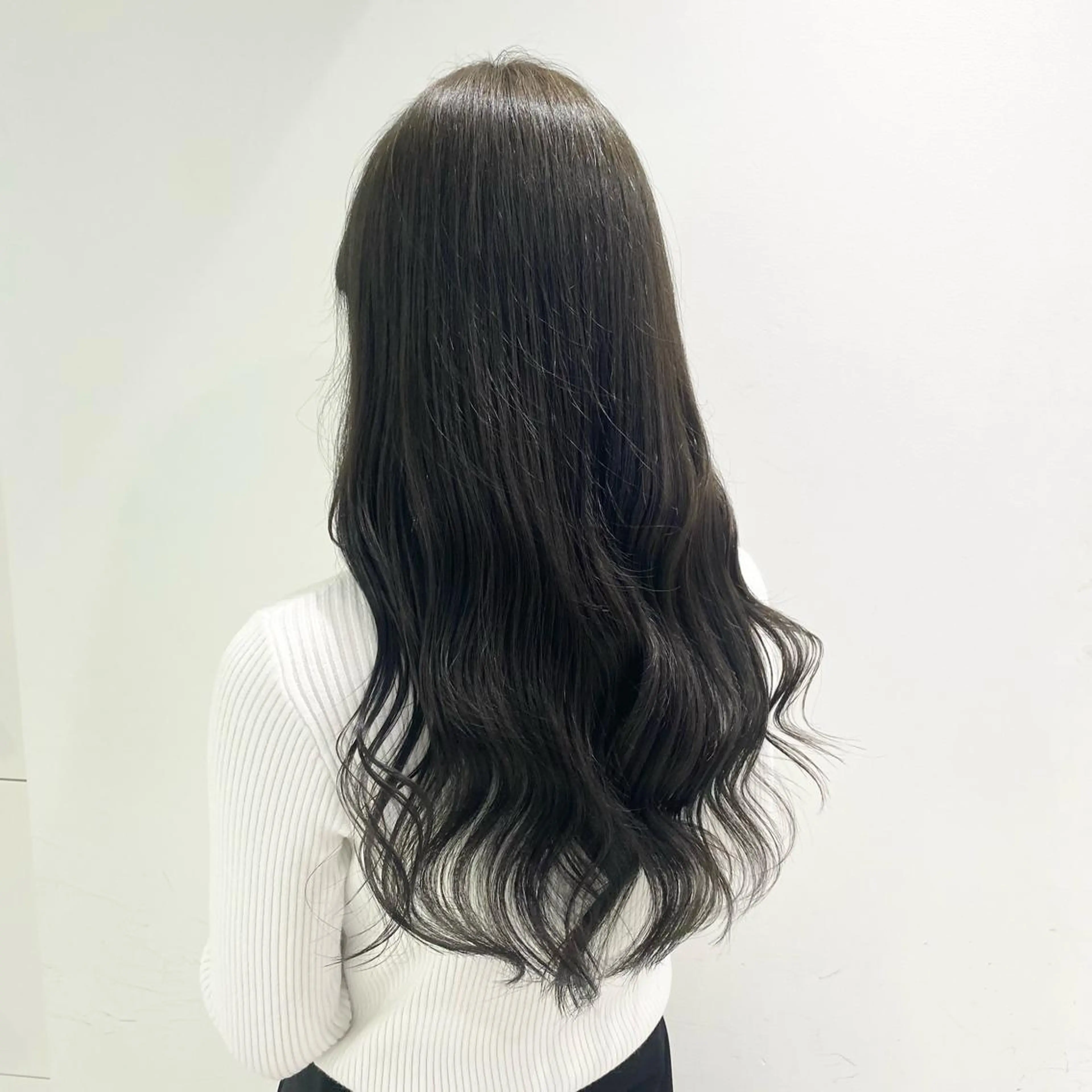 ミディアム カラー パーマ ヘアアレンジ メンズ キッズ ネイル マツエク・マツパ アイブロウ グレージュ オリーブグレージュ オリーブグレー Lumo所属・💖横浜ブリーチなし 💖MIHOのヘアスタイル