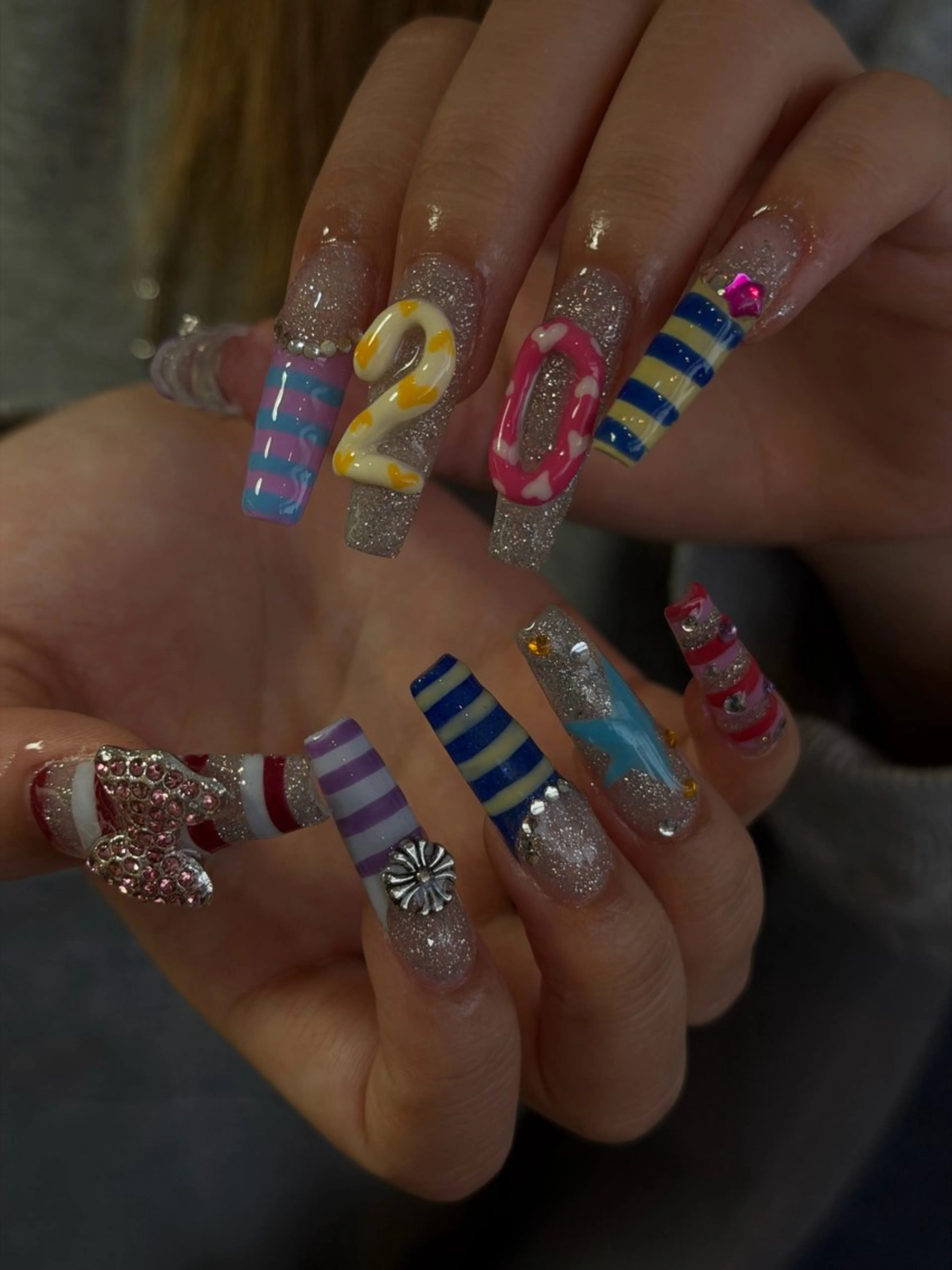 ネイル 韓国ネイル シンプルネイル ワンホンネイル ハンドネイル CoMo Nail Studio所属・CoMo Nailのネイルデザイン