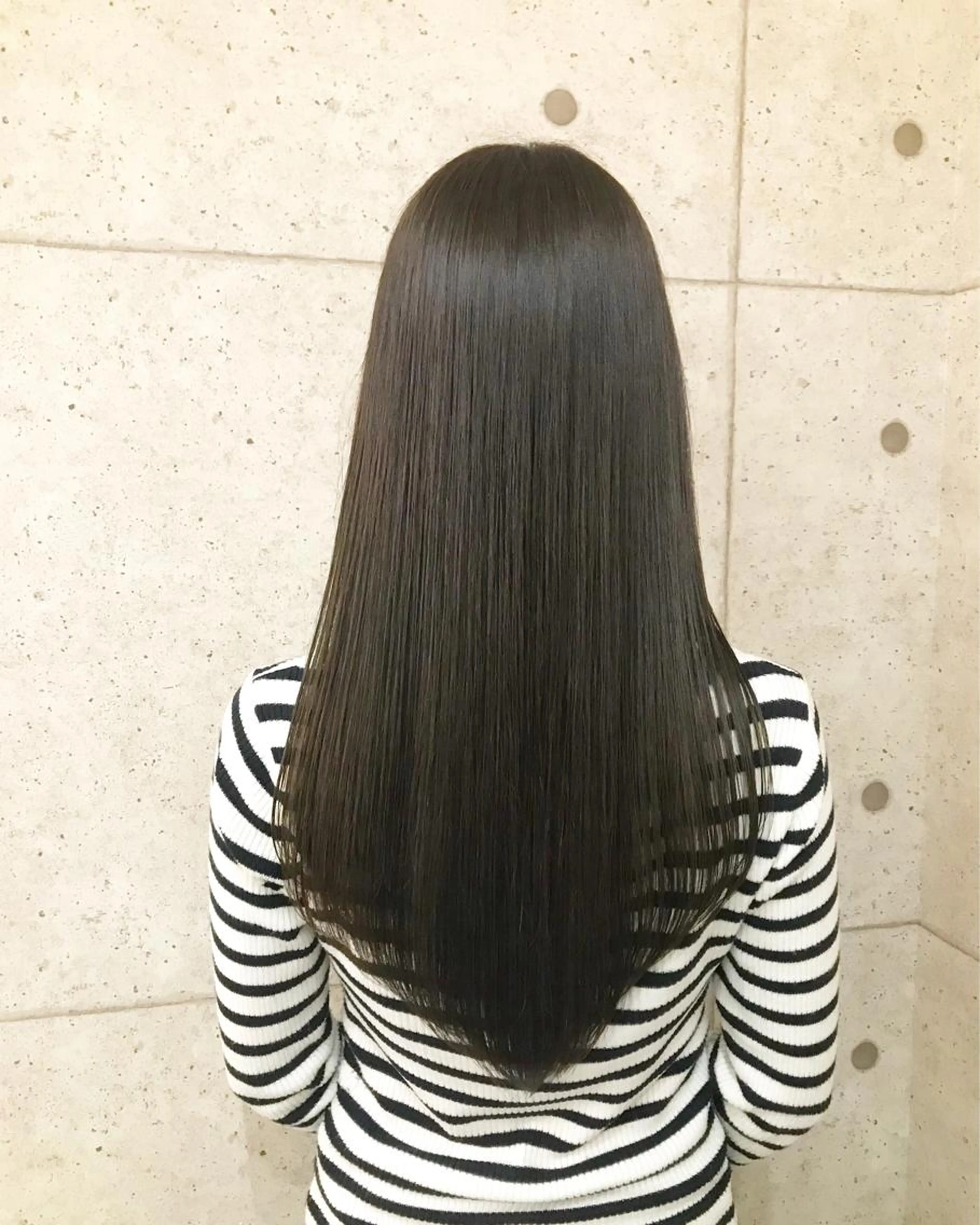 カット＋縮毛矯正＋トリートメントの写真