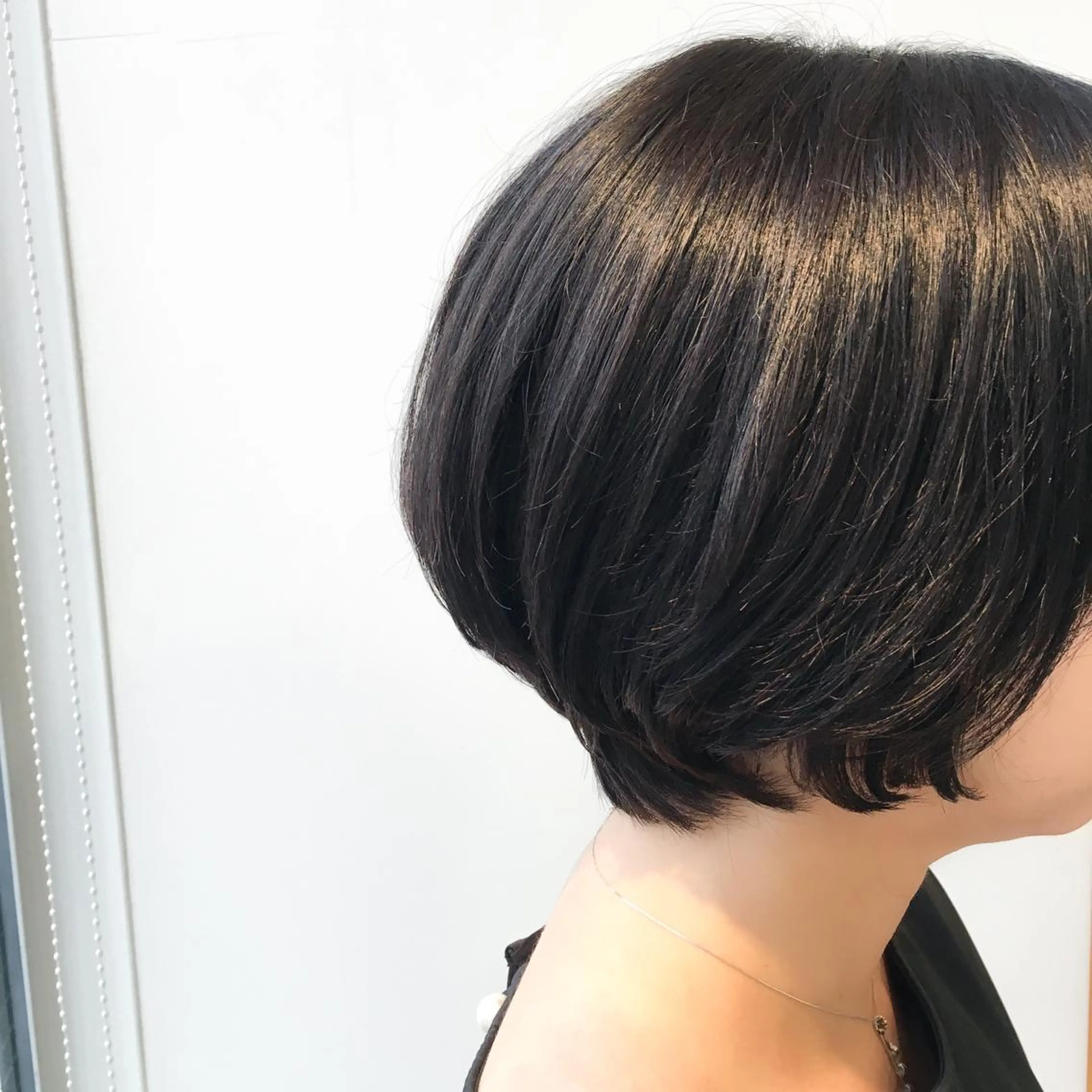 ショート カラー グレージュ ショートヘア 中山 天地のヘアスタイル