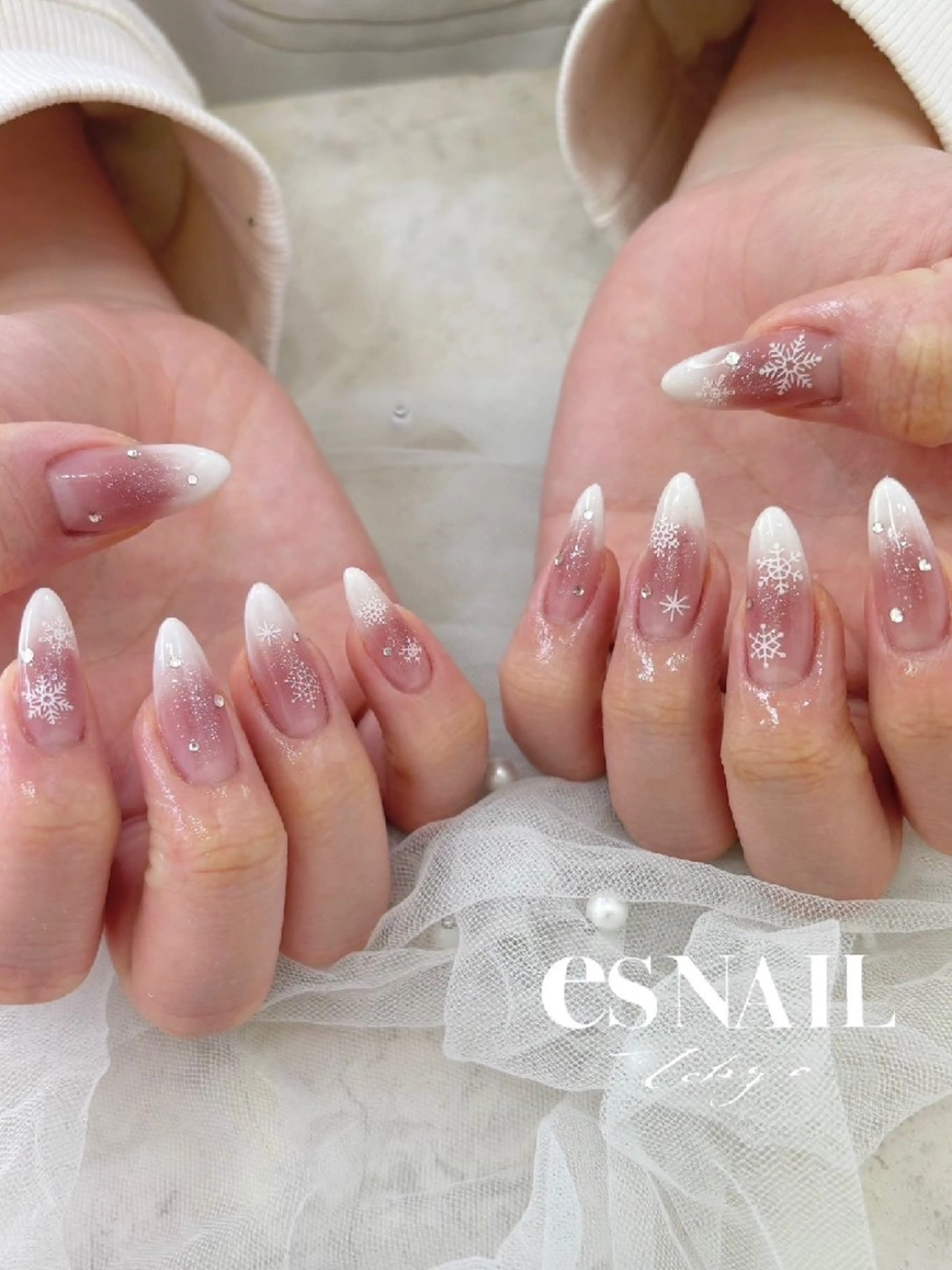 ネイル esNAIL新宿西口店所属・本田 きょうかのネイルデザイン