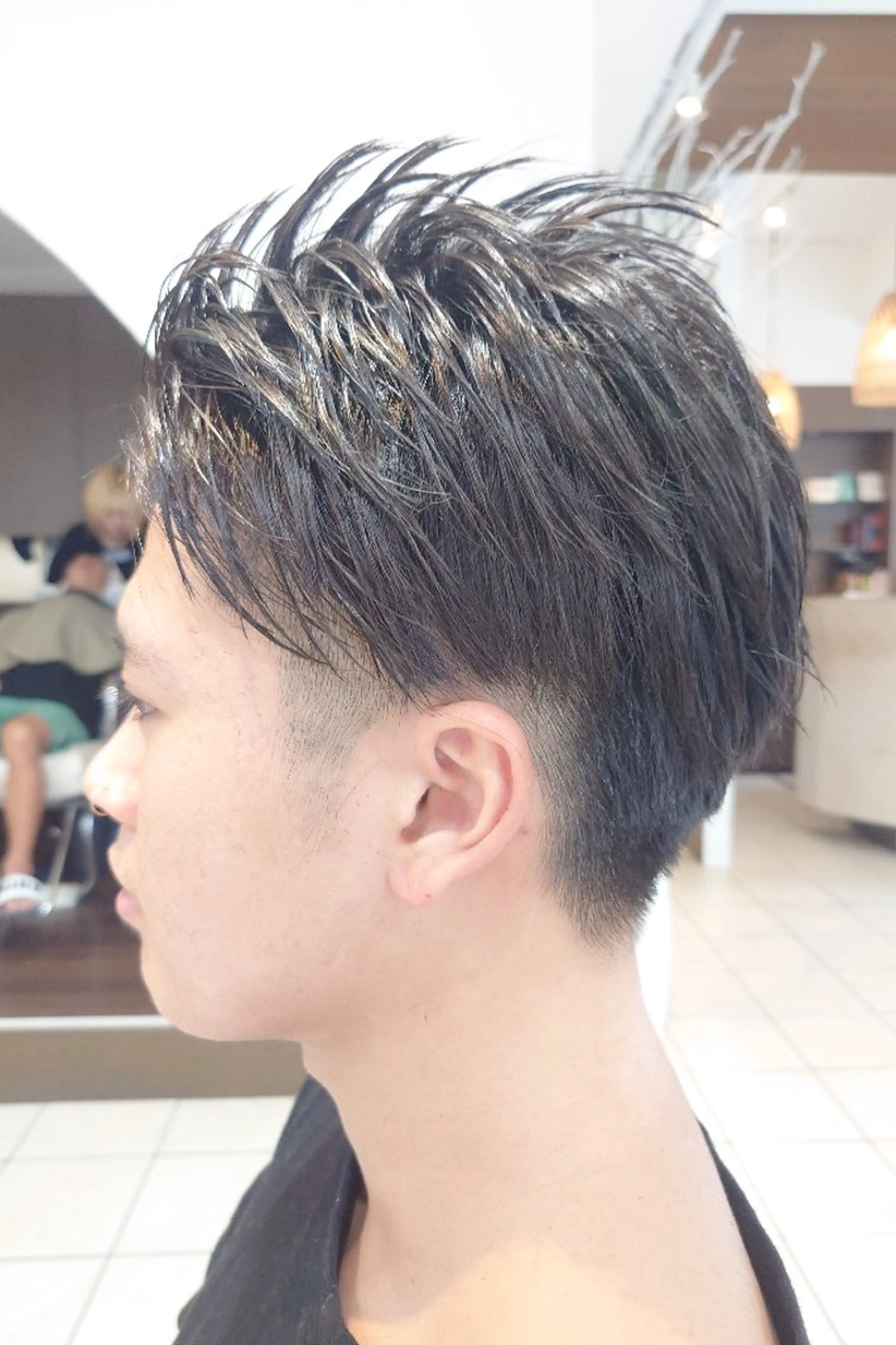 ショート レイヤーカット ショートヘア 根本 智晴のヘアスタイル