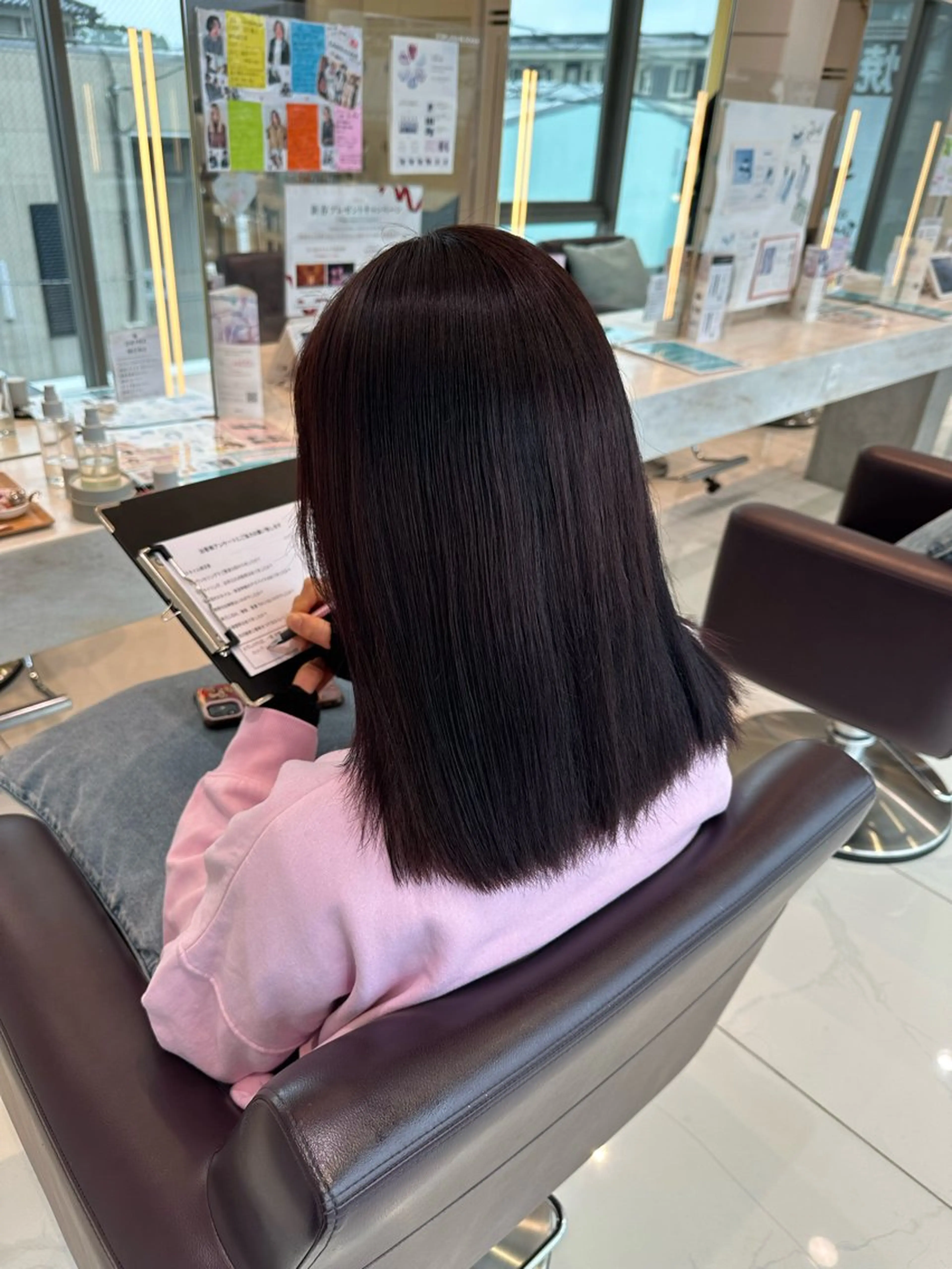 ミディアム カラー 似合わせレイヤー 海外風レイヤーmioのヘアスタイル