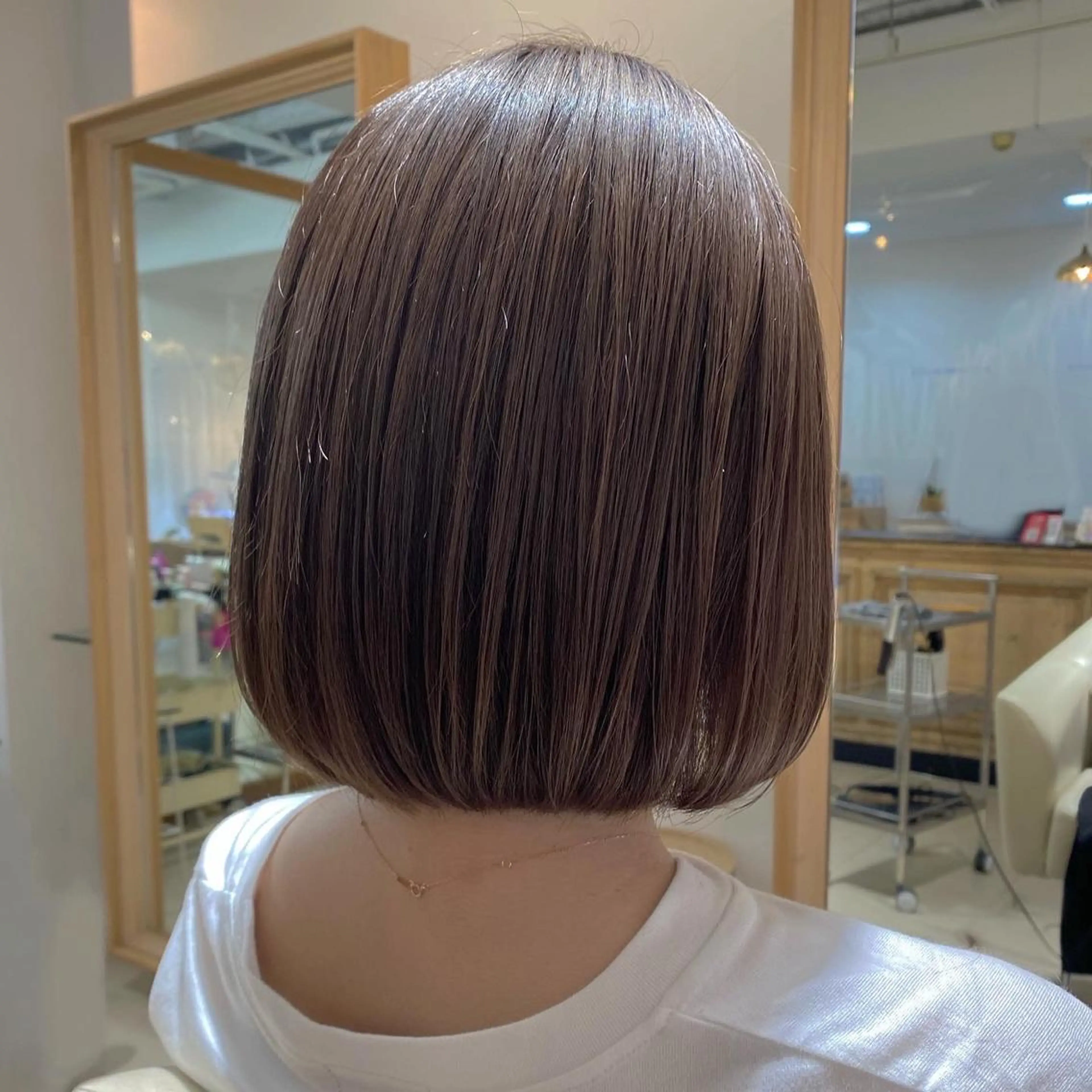 ミディアム カラー ベージュカラー 透明感カラー ピンクカラー ボブ 安永 涼のヘアスタイル