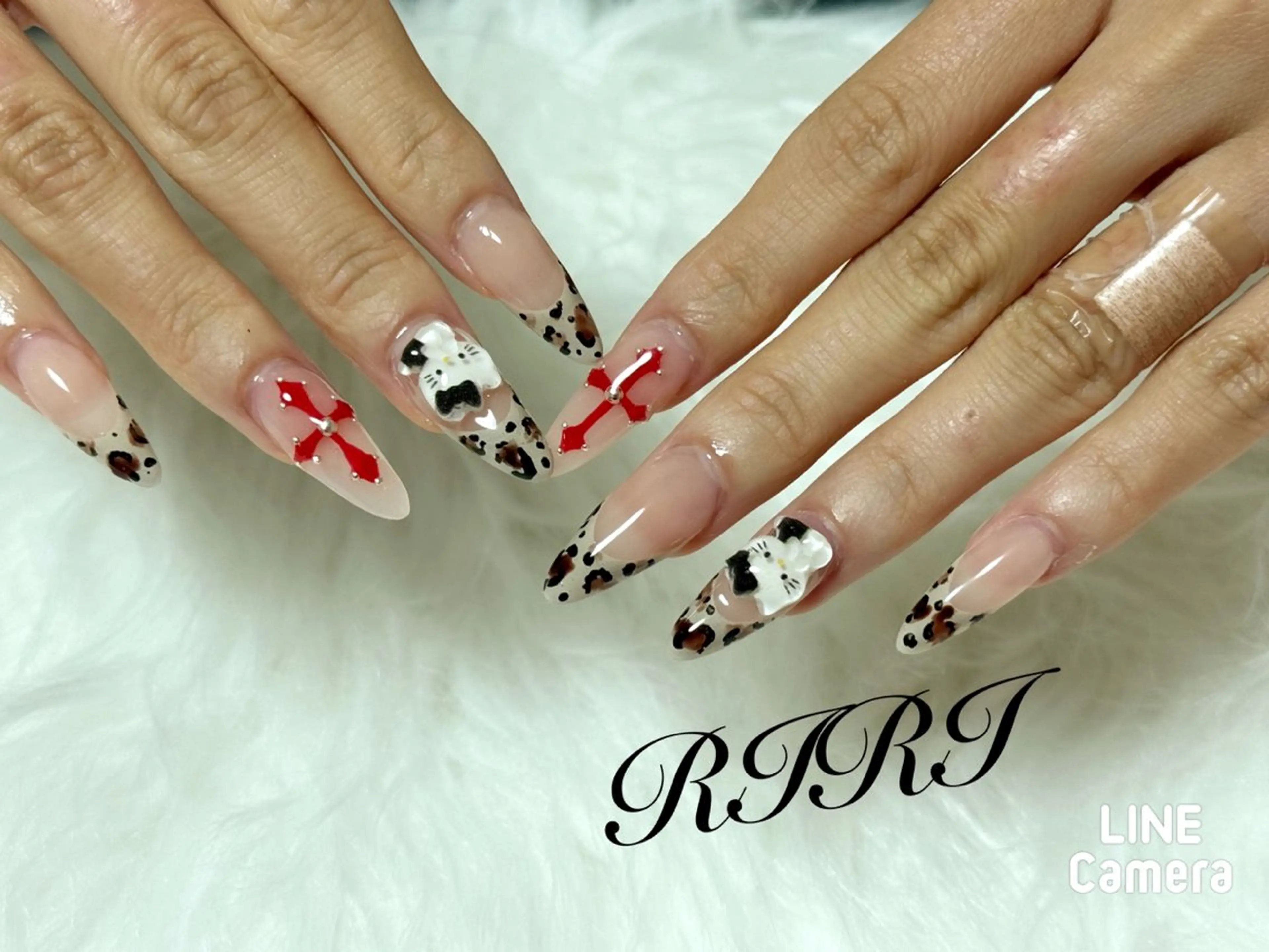 ネイル アニマル柄 ジェルネイル ハロウィン ラメ(グリッター) ロングネイル ハンドネイル riri オーナーのネイルデザイン