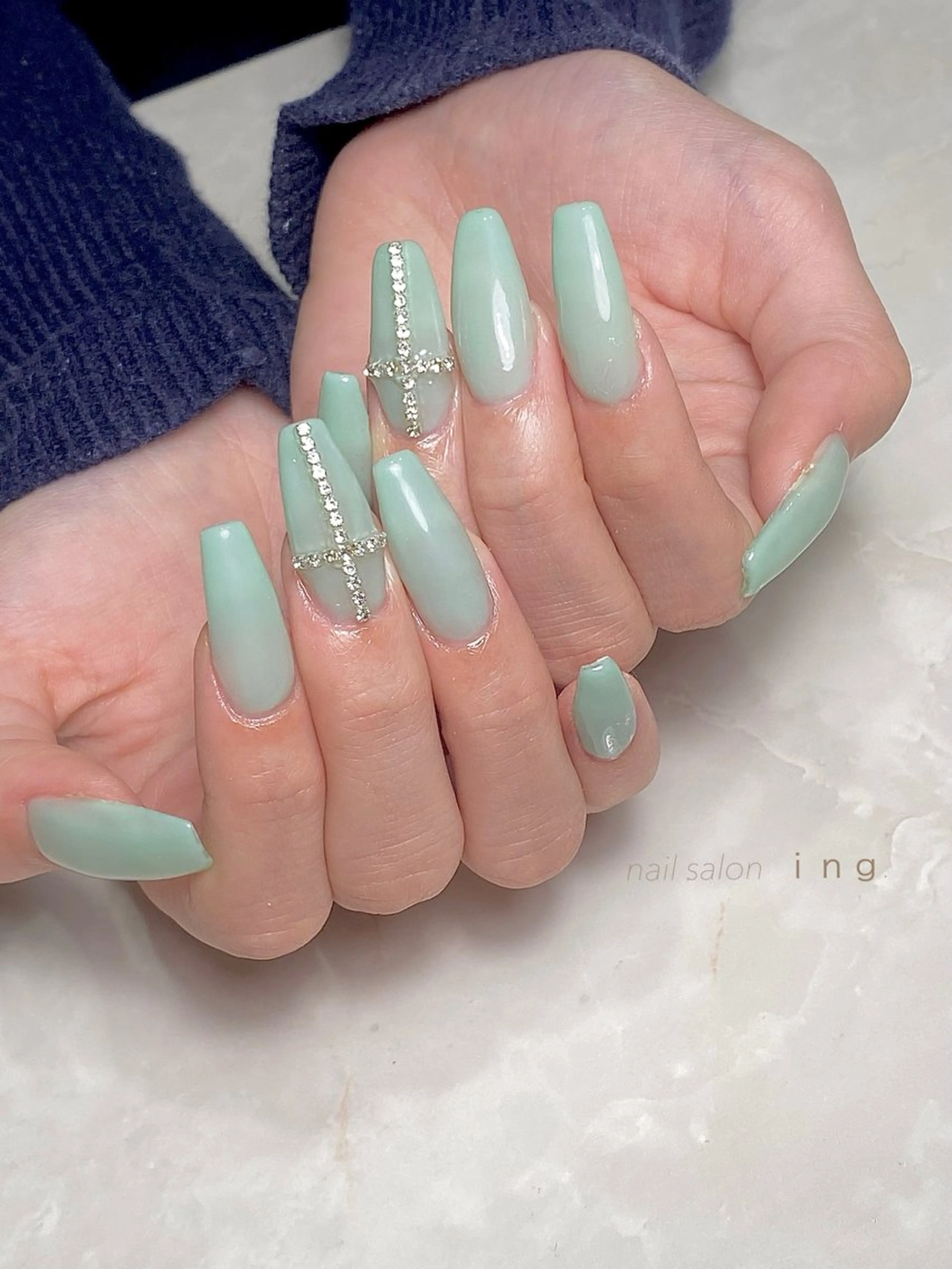 ネイル ワンカラーネイル ｉｎｇ .のネイルデザイン