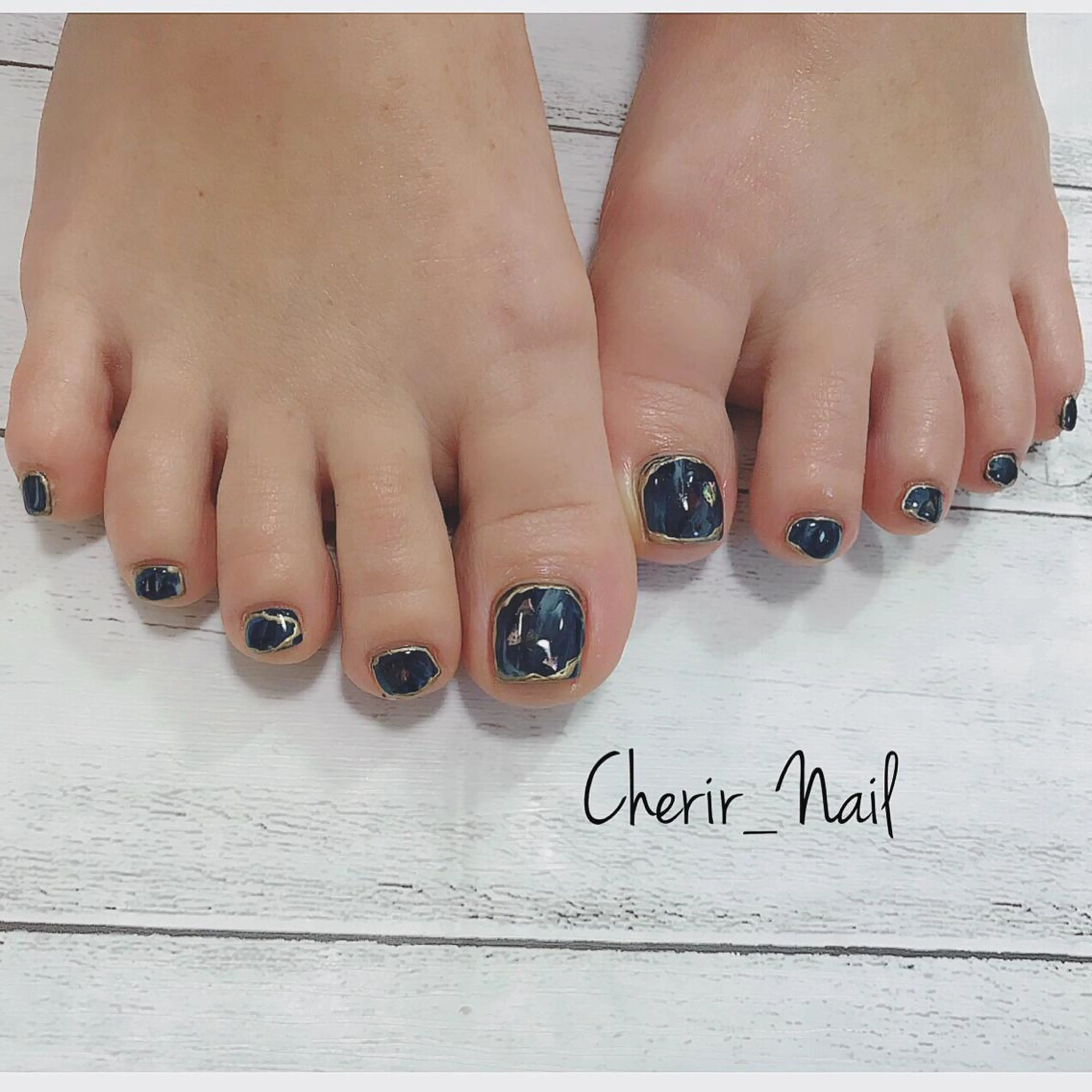 ネイル 大理石ネイル(マーブル) ミラーネイル ネイビー ニュアンスネイル ワンカラーネイル Cherirnail kaoriのネイルデザイン