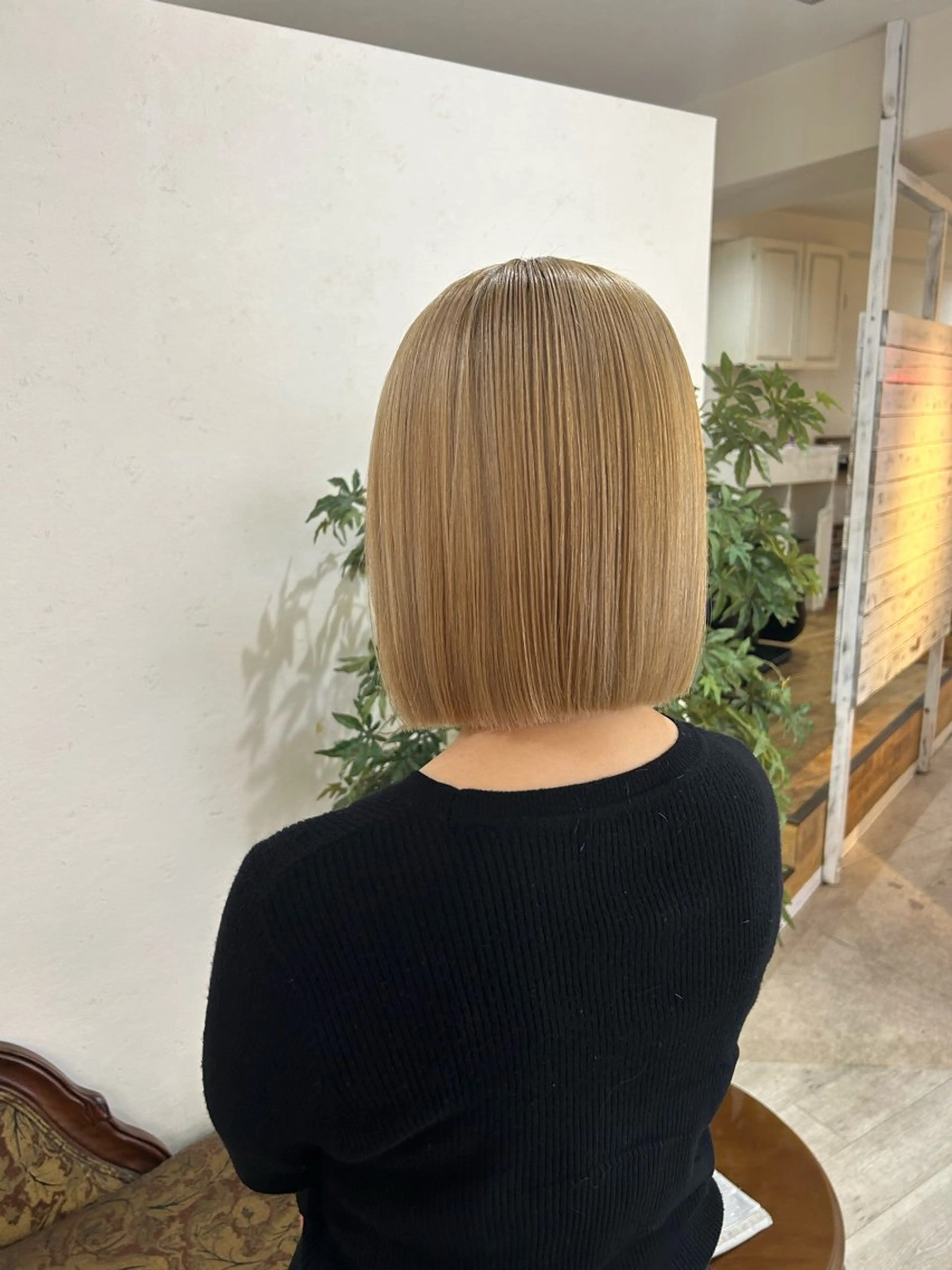 ショート 金子 莉緒のヘアスタイル