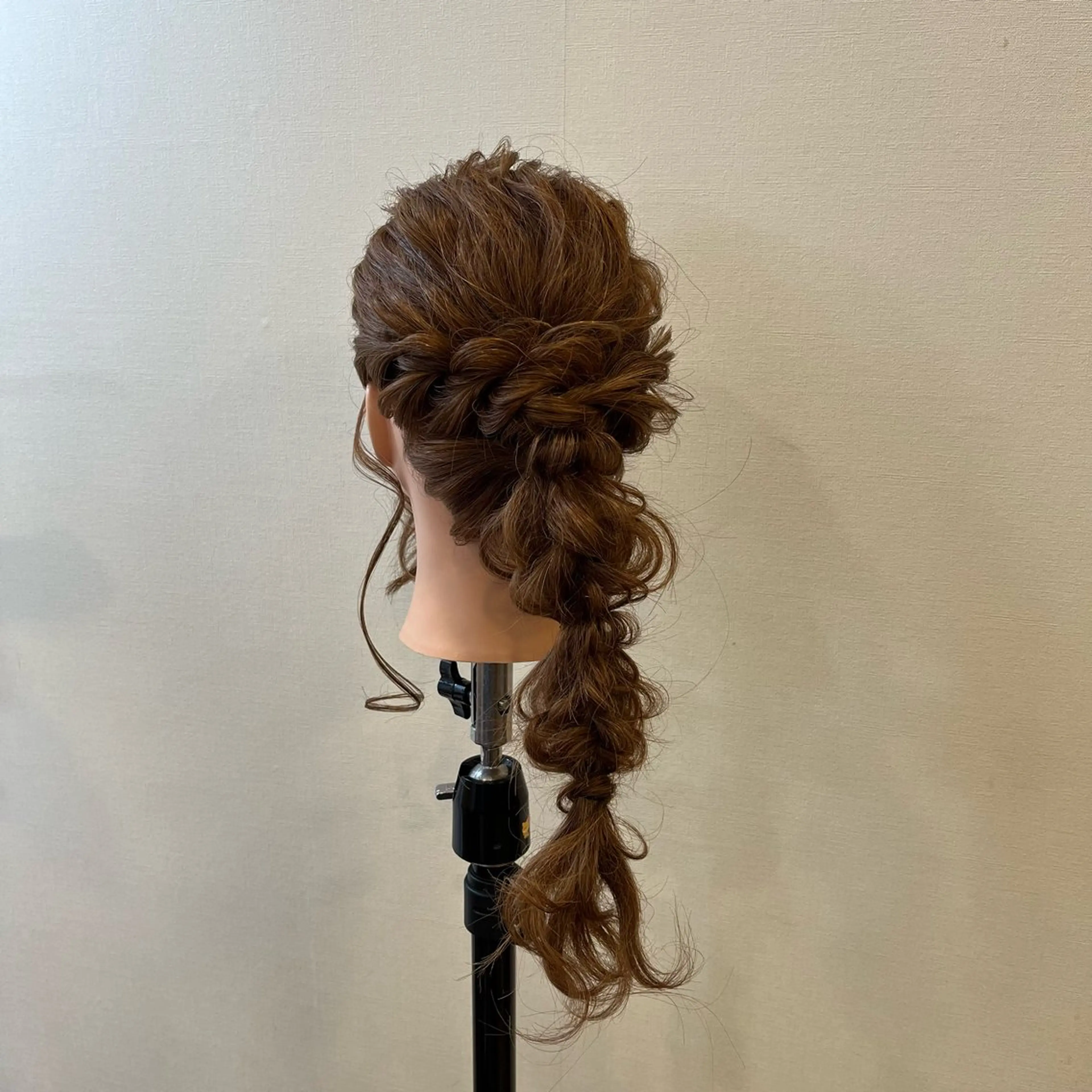 ロング anon所属・田中 結月のヘアスタイル