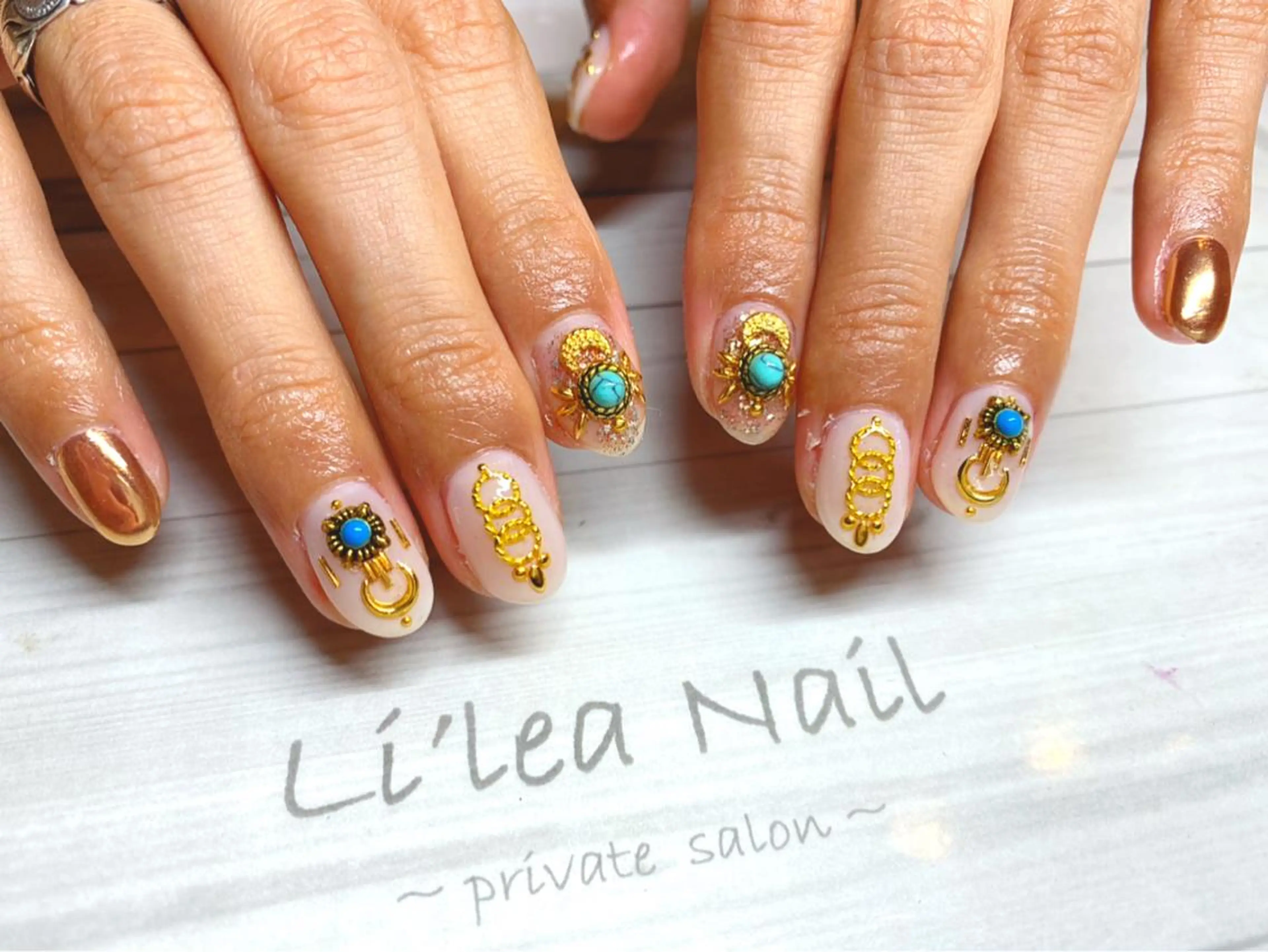 ネイル Li'leaNail AINAのネイルデザイン