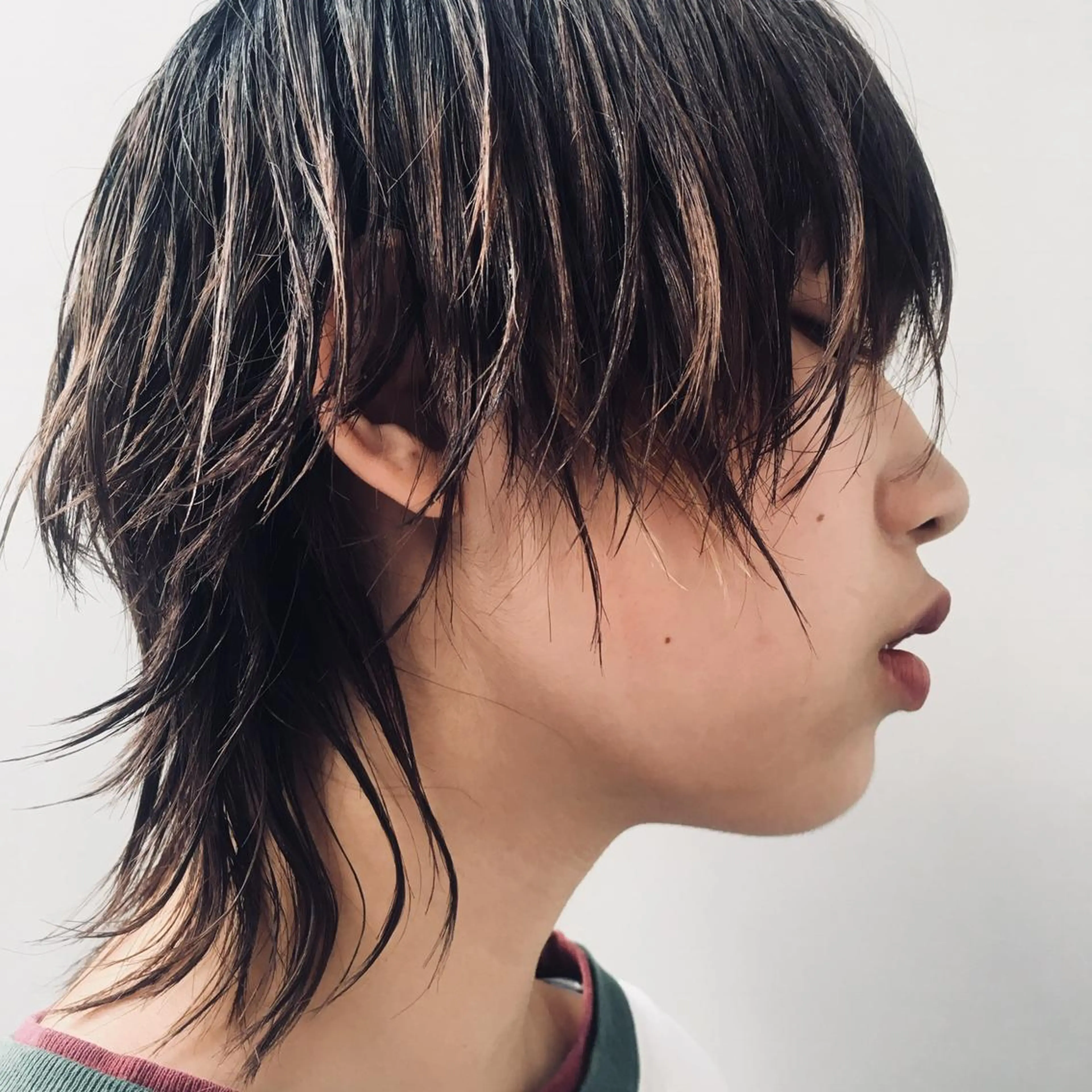 ショート カラー ハイライトカラー ハイライト ウルフカット benji名駅店所属・アライ ナタカのヘアスタイル