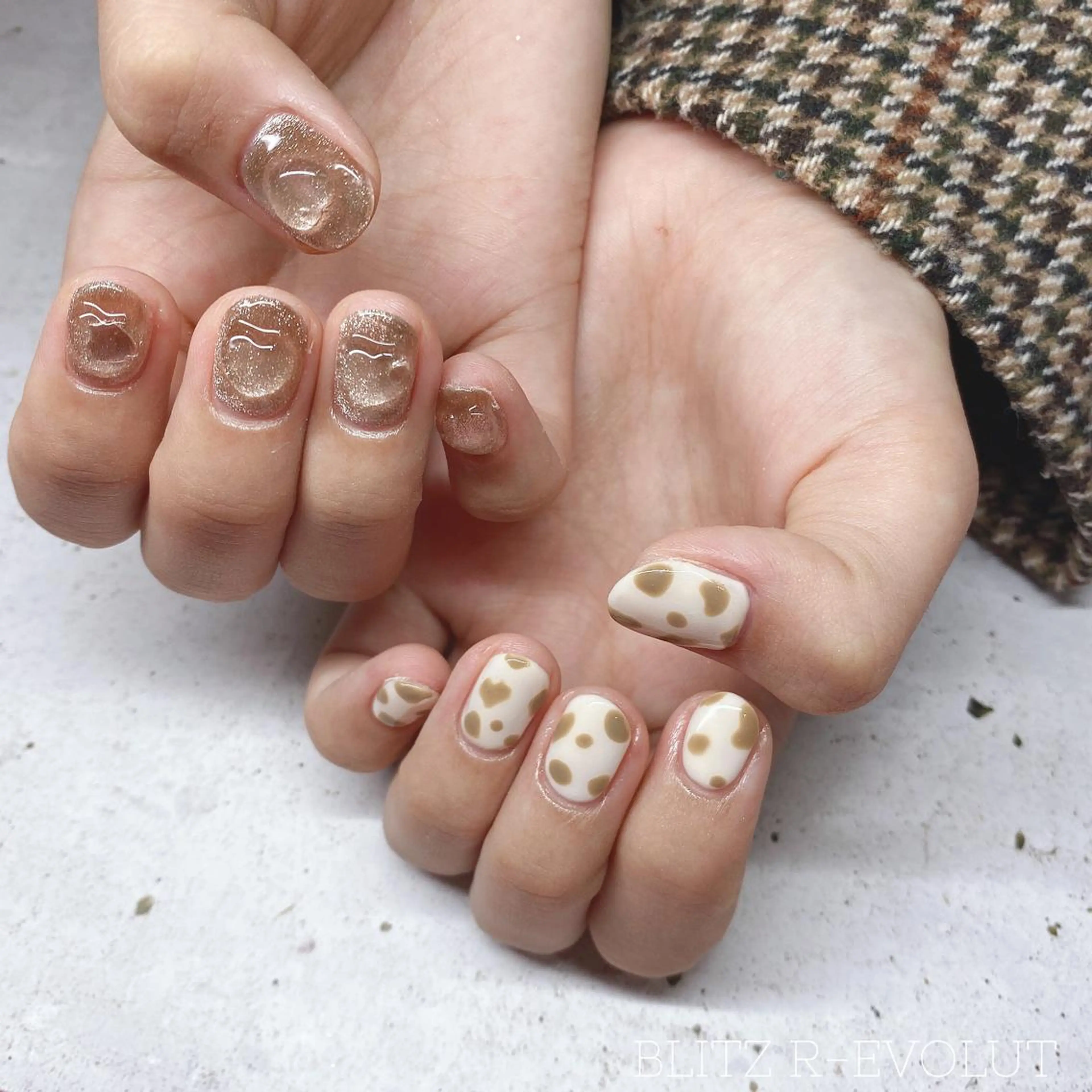 ネイル ジェルネイル マグネットネイル ☁️BLITZ 🎀笠原雪音🎀のネイルデザイン