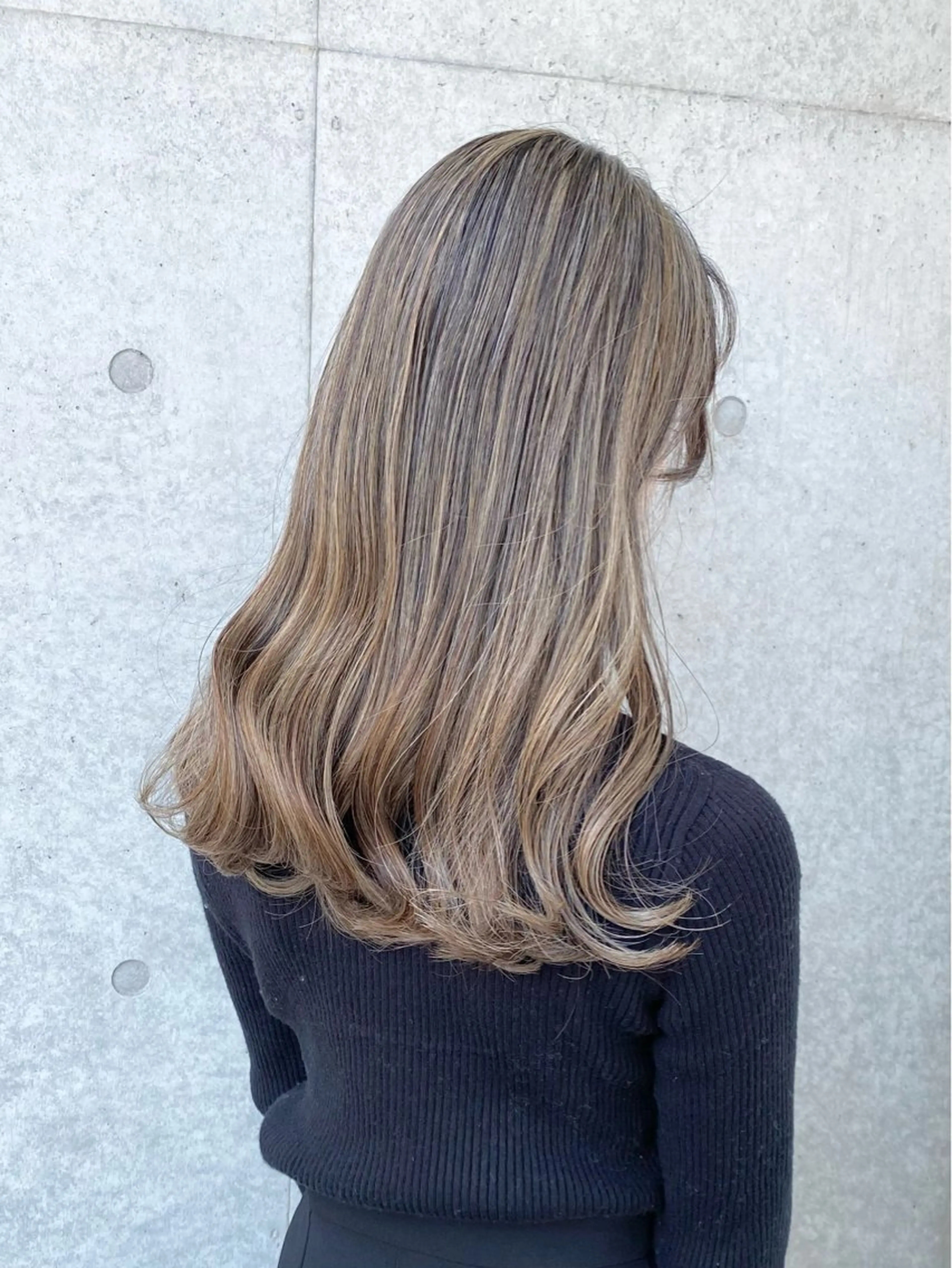 透明感抜群✨️シークレットケアハイライト➕最高級ヒト幹細胞トリートメント🤍(ケアブリーチ)の写真