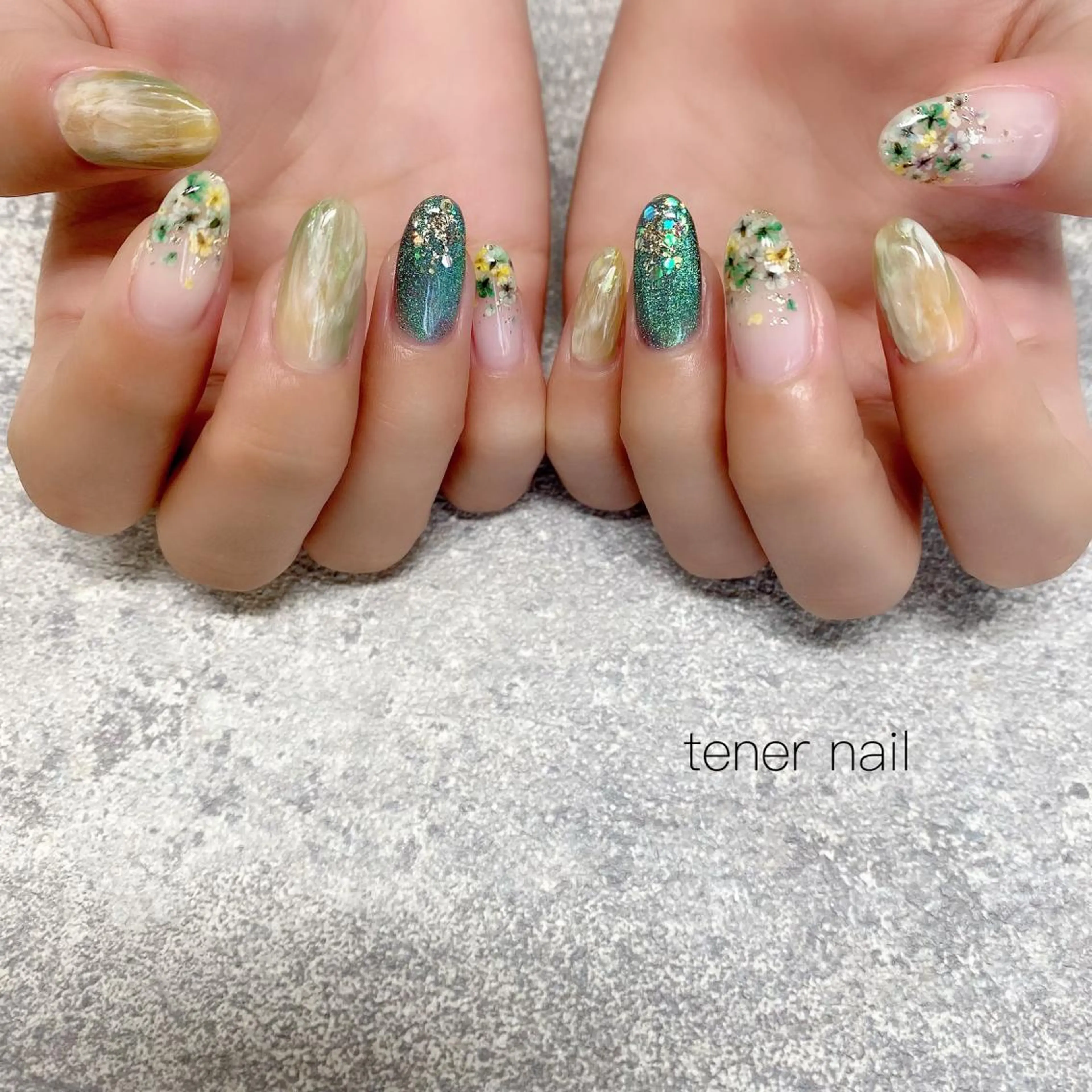 ネイル フラワーネイル マグネットネイル tener  nail  テネルネイル所属・テネルネイル tener nailのネイルデザイン