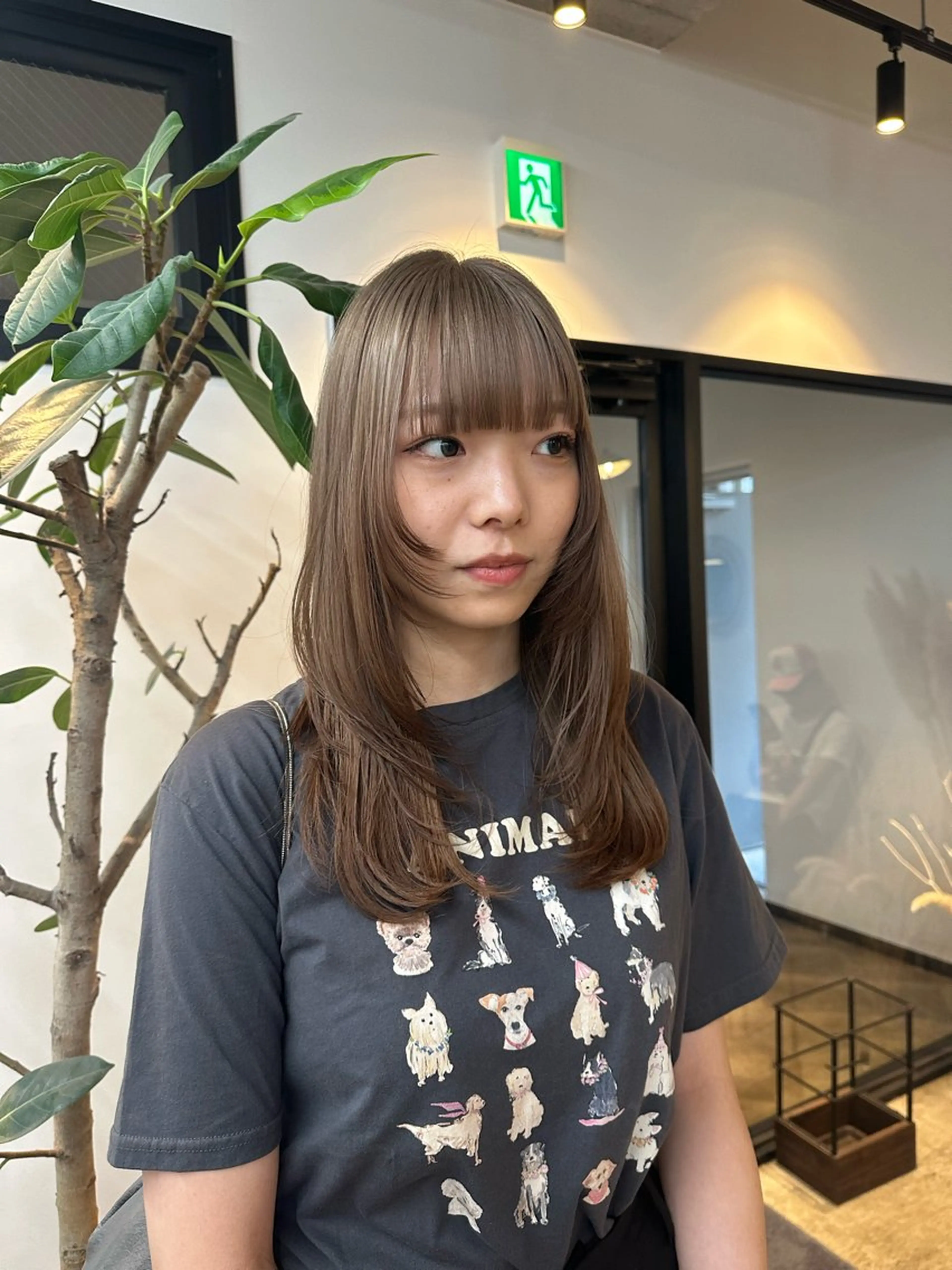 セミロング カット ヘアカラー トリートメント yuika .のヘアスタイル