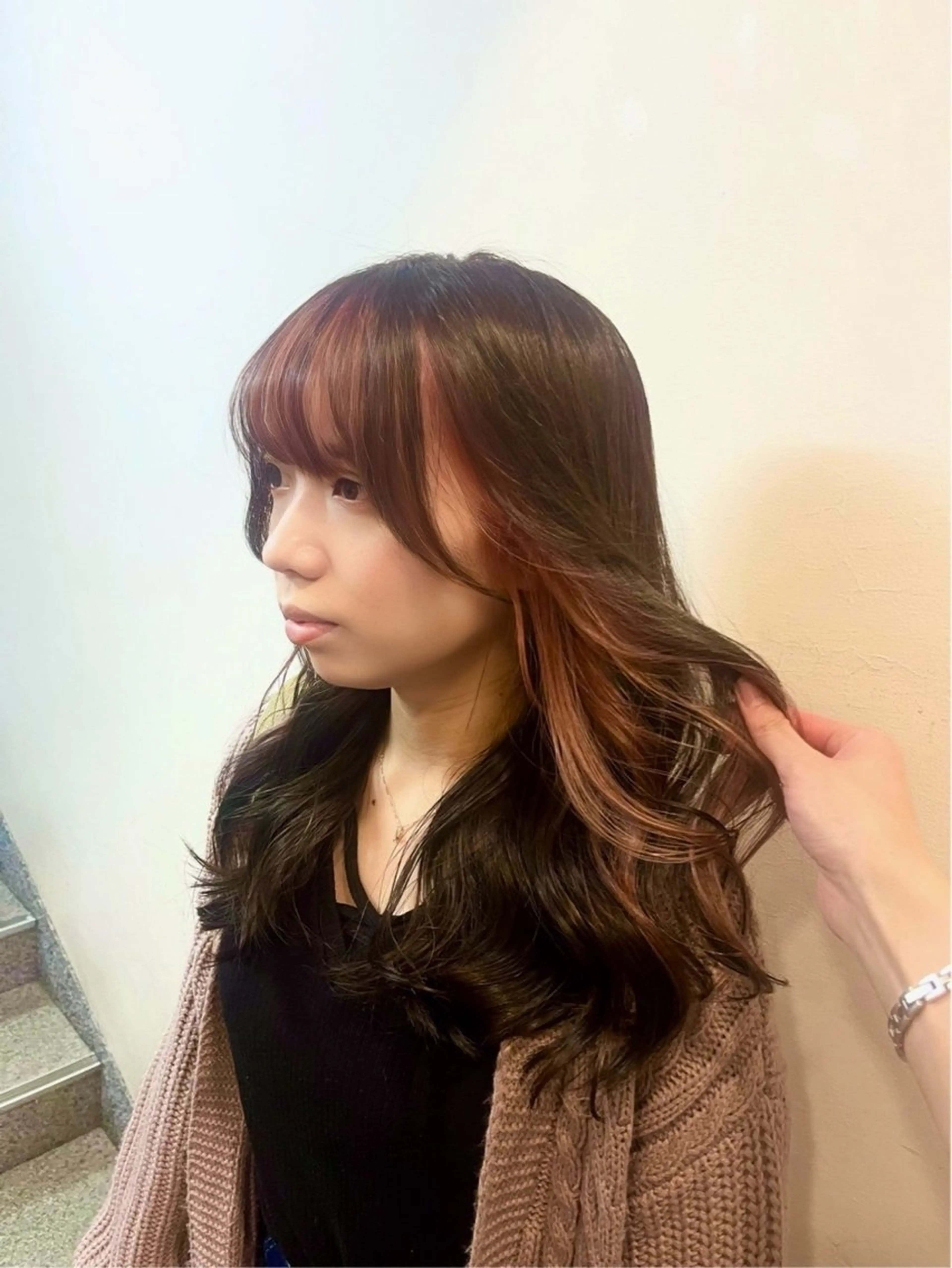 ロング カラー ブラウンカラー イヤリングカラー ピンクカラー ピンクブラウン メンズカット/ 横浜/佐藤桃香 🦥のヘアスタイル