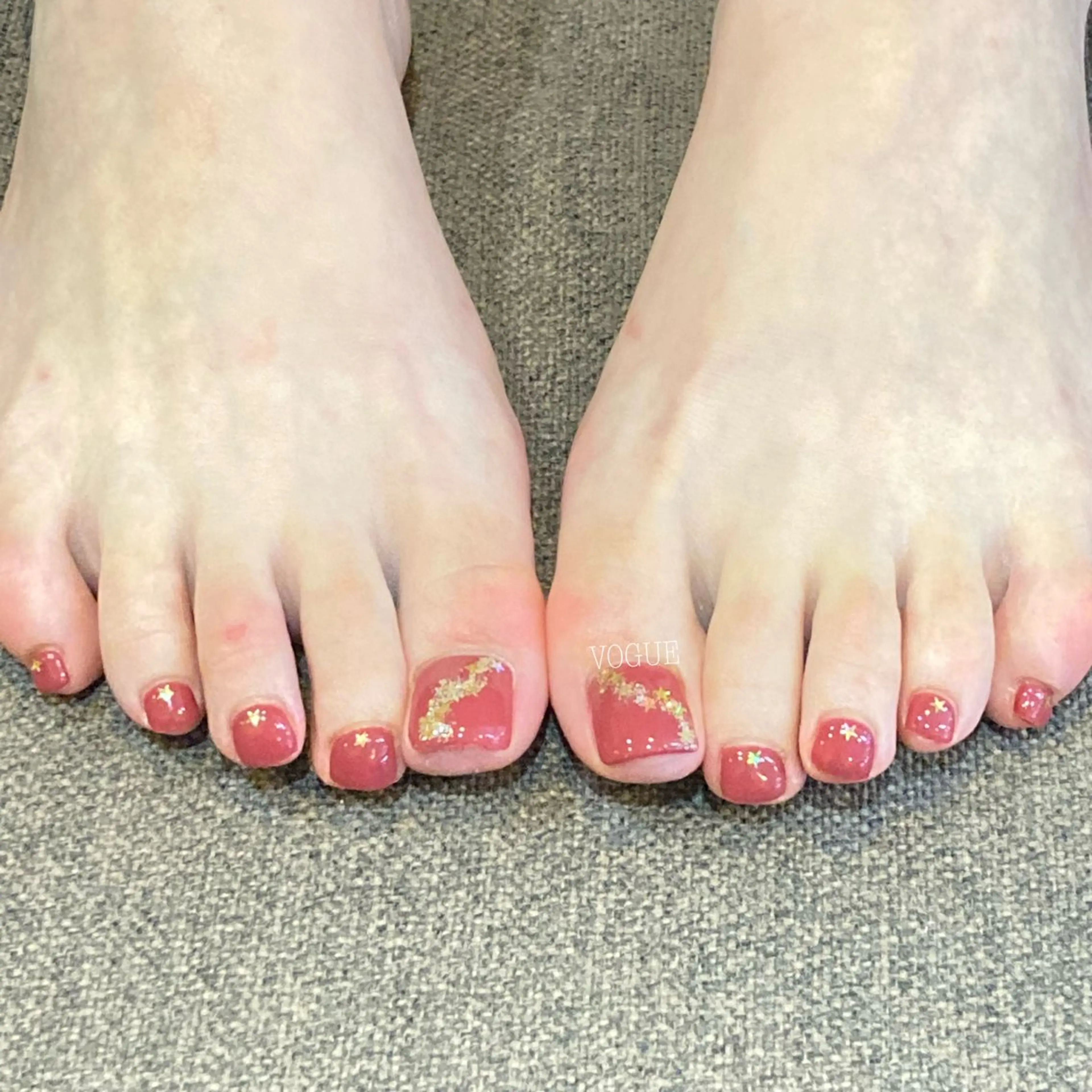ネイル フットネイル VOGUE ×SWANのネイルデザイン