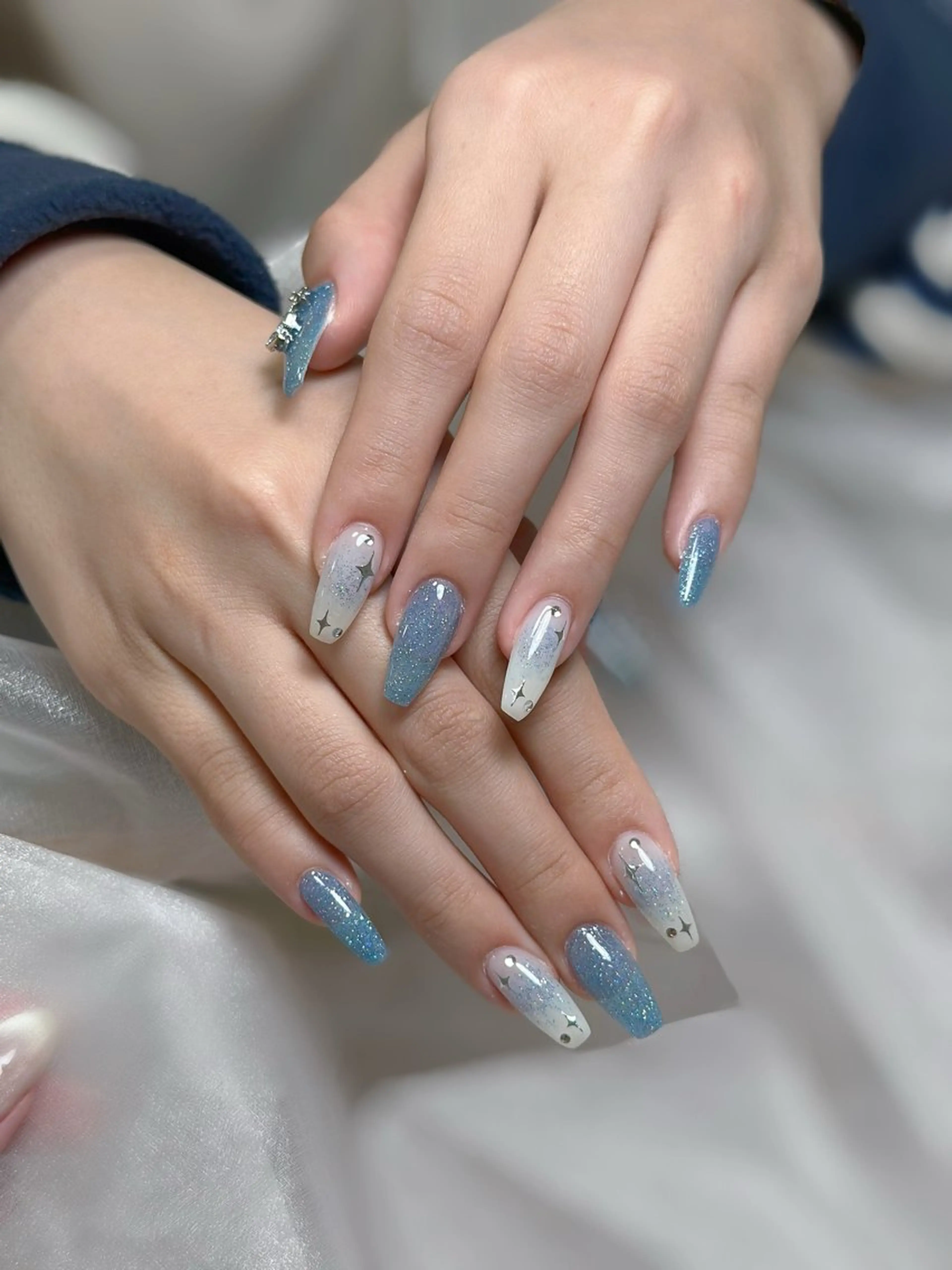 ネイル ハンドネイル Maggie nailクロのネイルデザイン