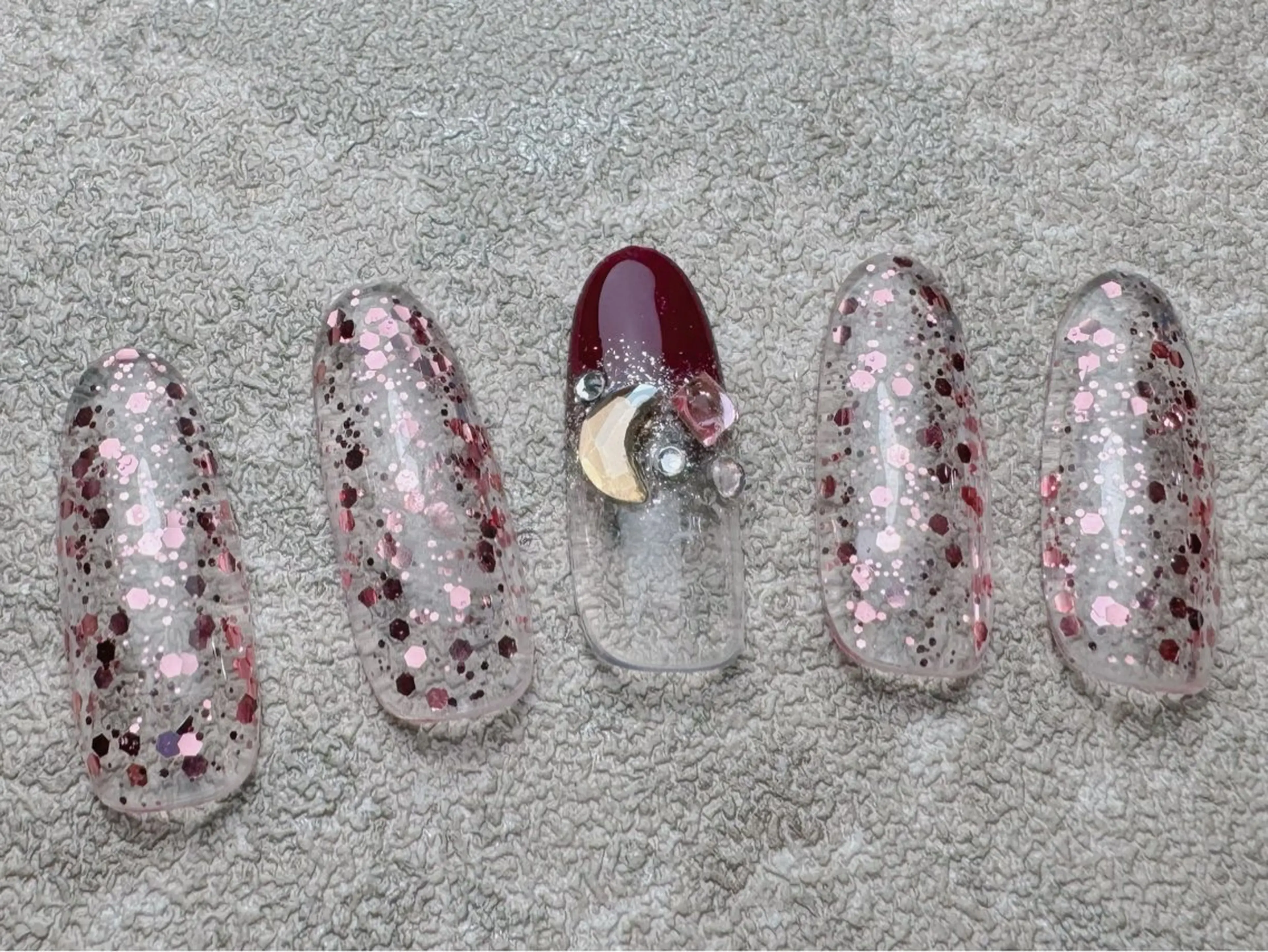 ネイル ハンドネイル マジックミラー所属・マジック ミラーのネイルデザイン