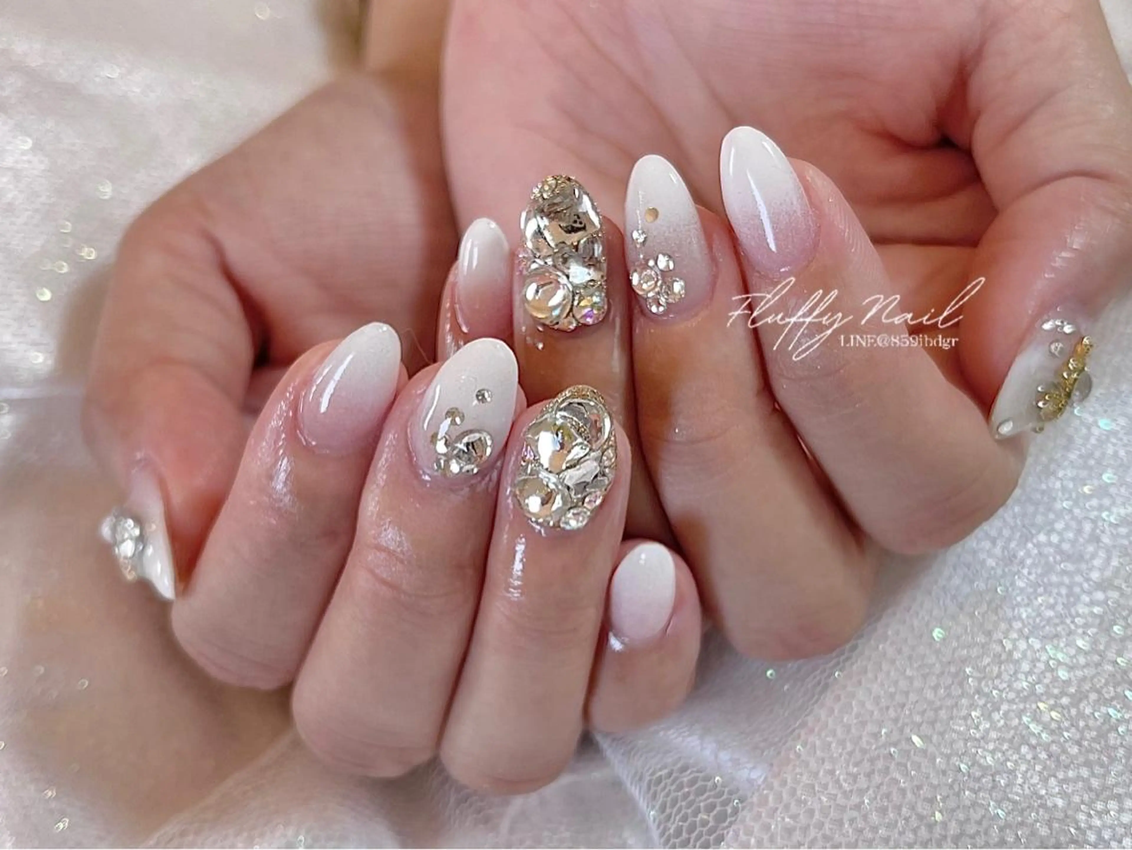 ネイル ジェルネイル グラデーション . Emmyのネイルデザイン