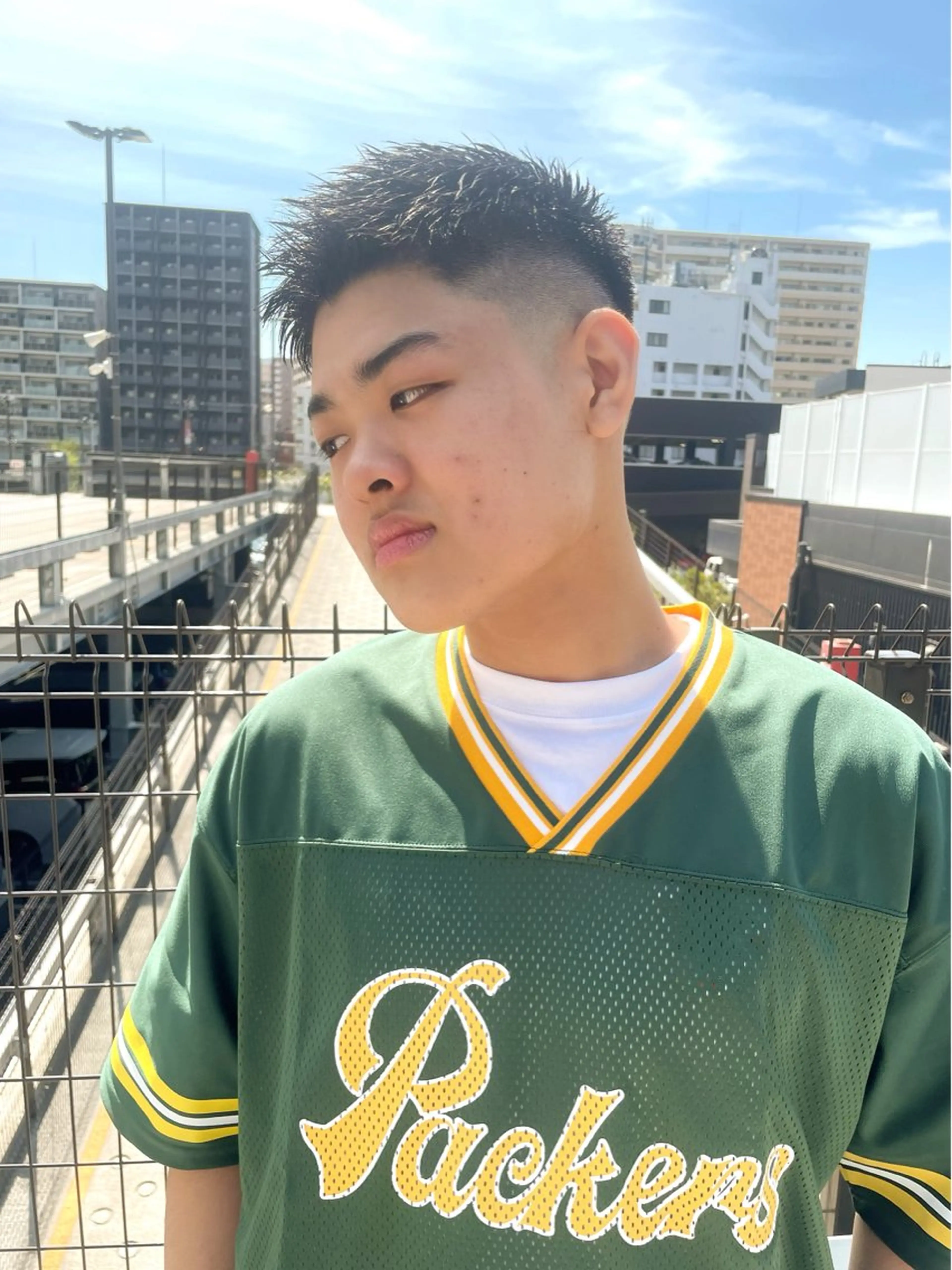 ショート メンズ フェードカット スキンフェード カット メンズヘア特化 崎田 成人のヘアスタイル