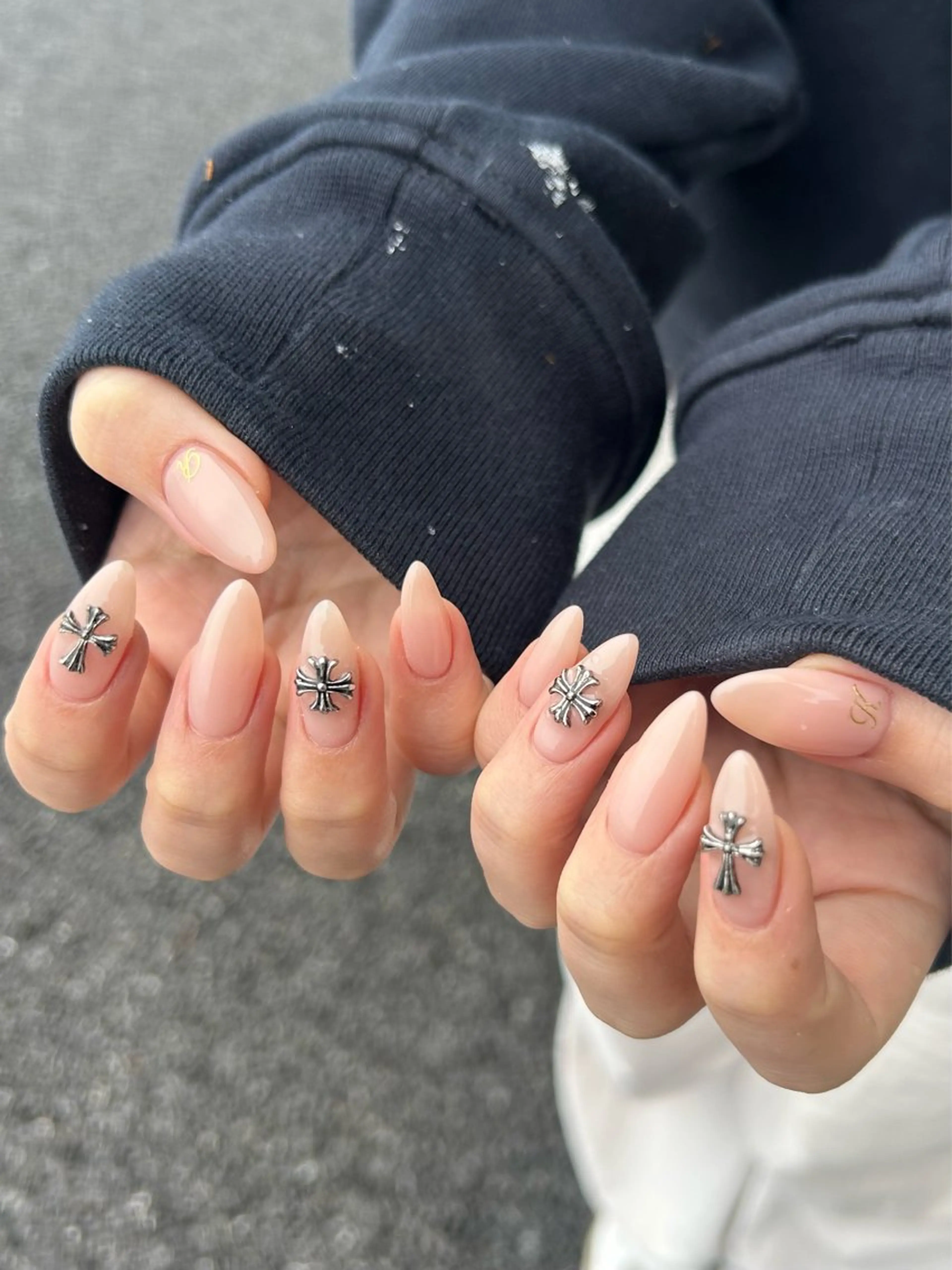 ネイル ハルナ/当日予約 🆗🪩のネイルデザイン