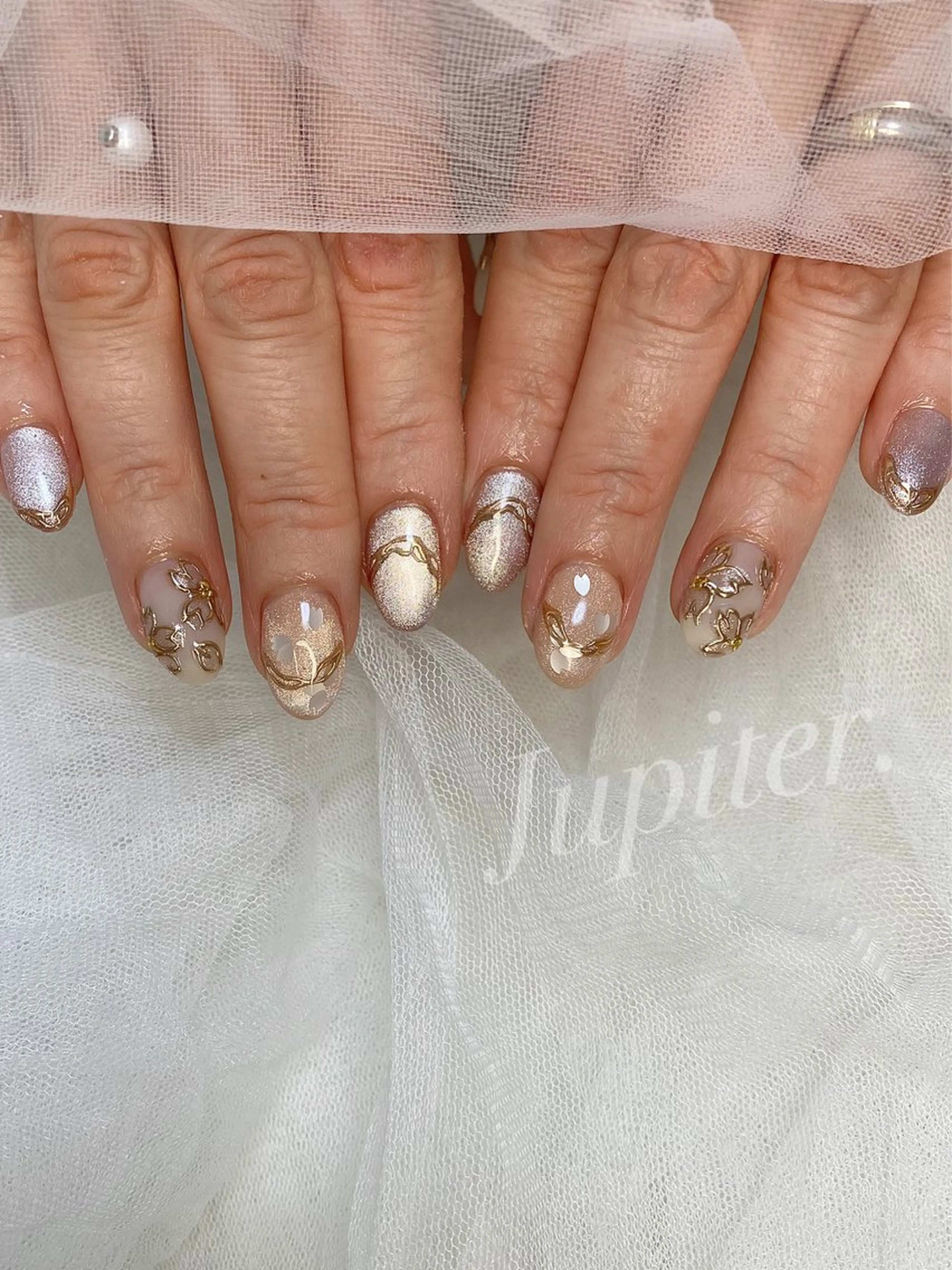 ネイル 桜ネイル マグネットネイル ミラーネイル ハンドネイル PrivateSalon Jupiter所属・Jupiter .のネイルデザイン