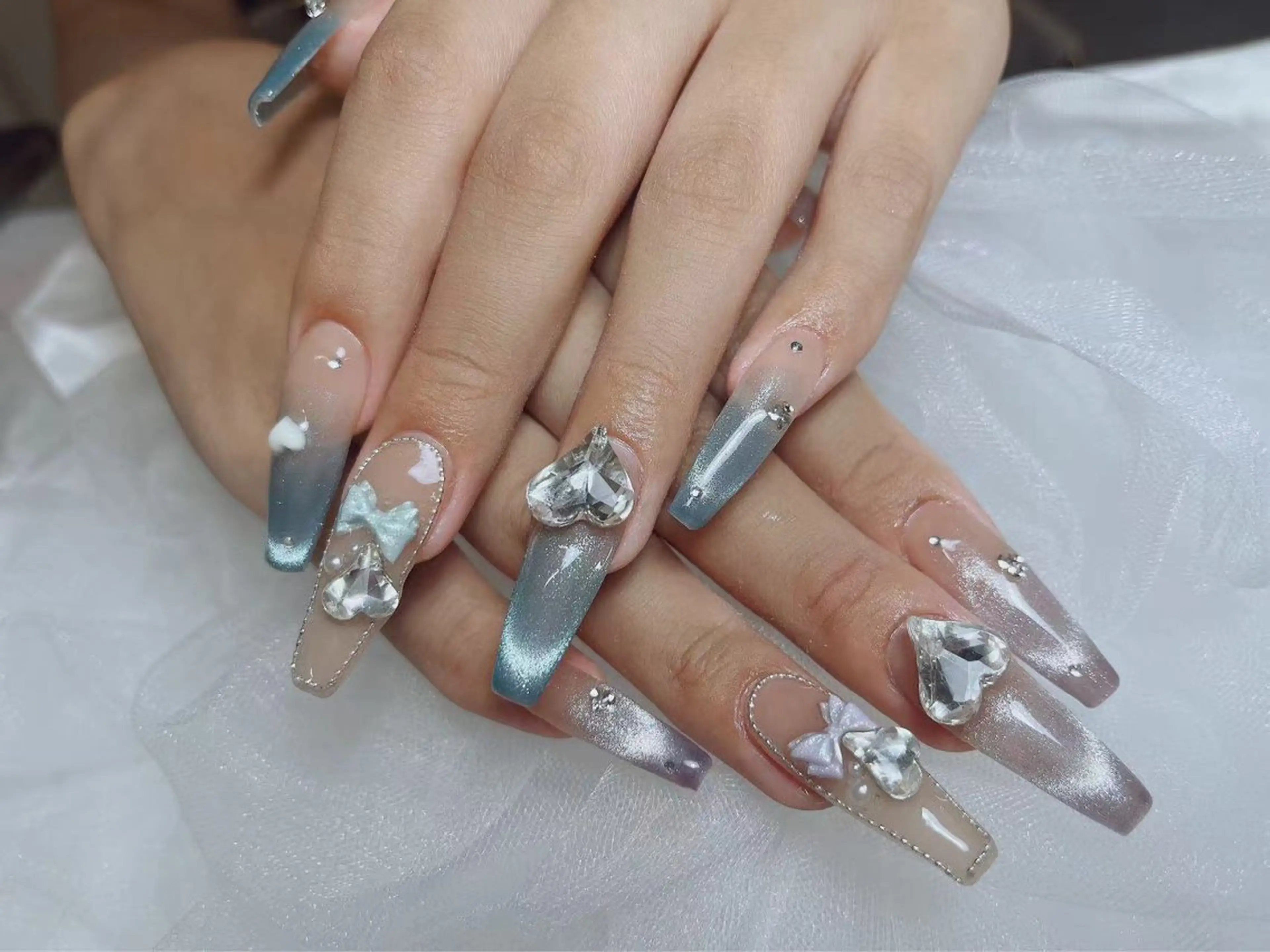 ネイル ルラワンネイル エンのネイルデザイン