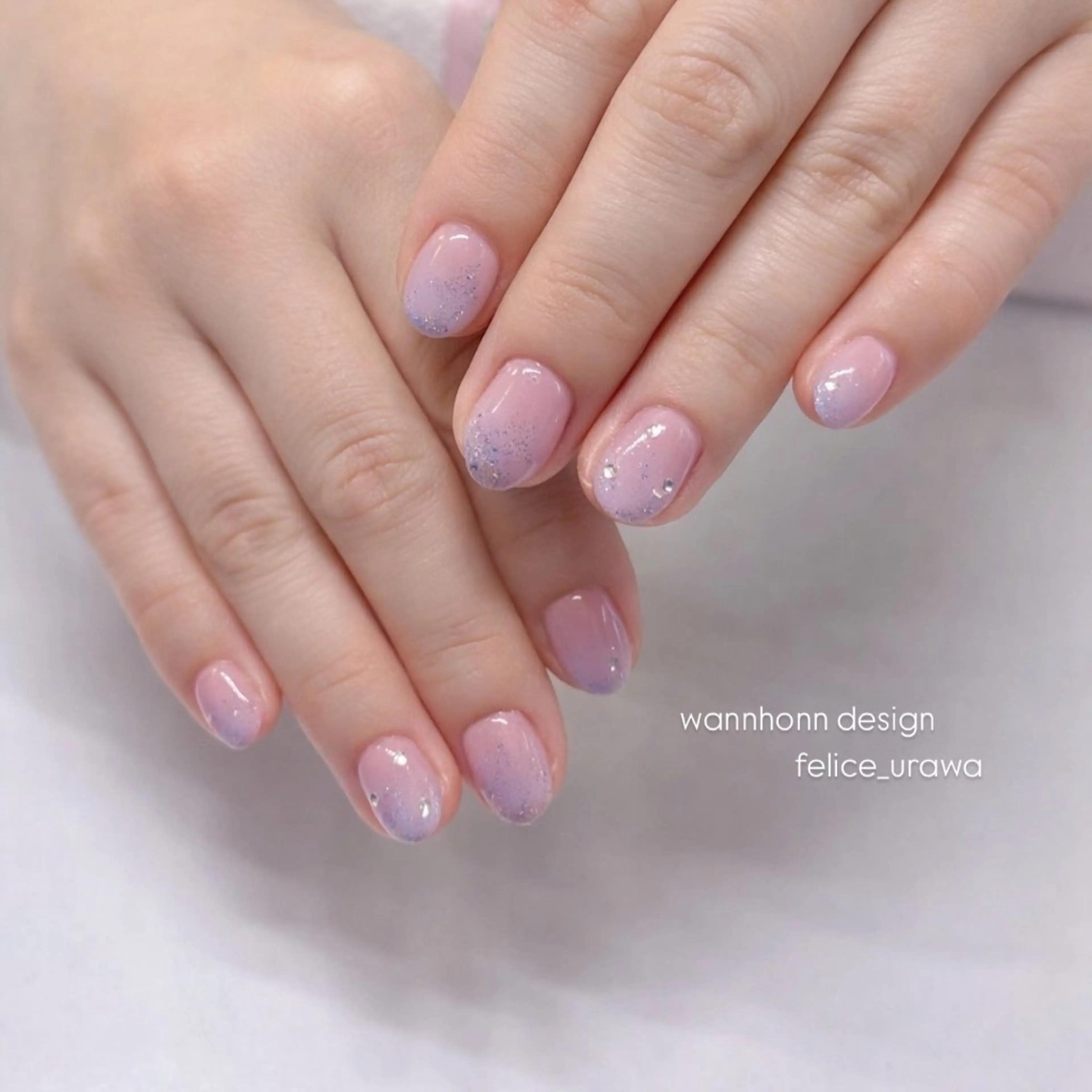 ネイル グラデーション KANA  ︎︎のネイルデザイン