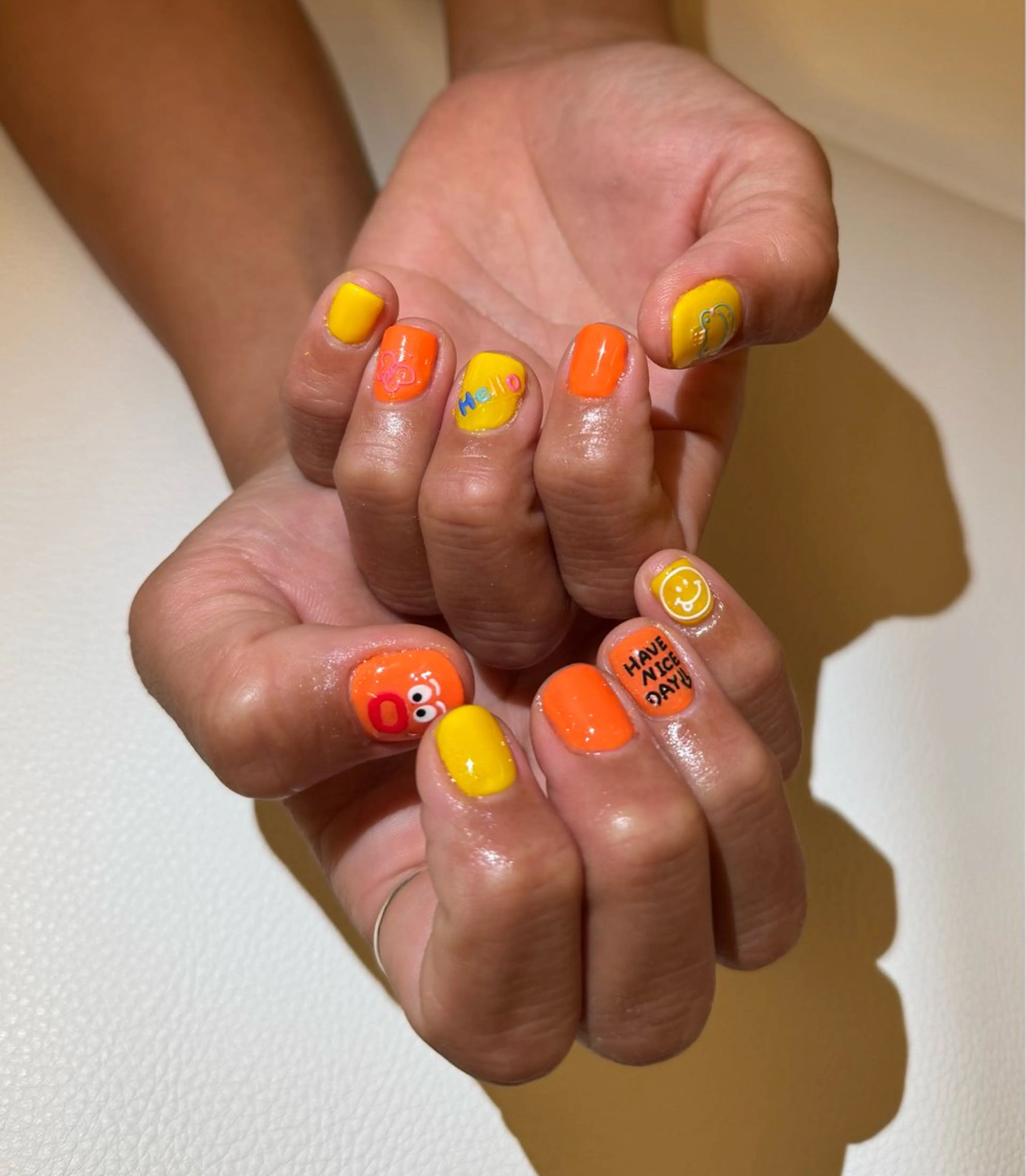 ネイル ワンカラーネイル オレンジ Nes.nail&eyelash沖縄所属・Nes.nail 那覇松山のネイルデザイン