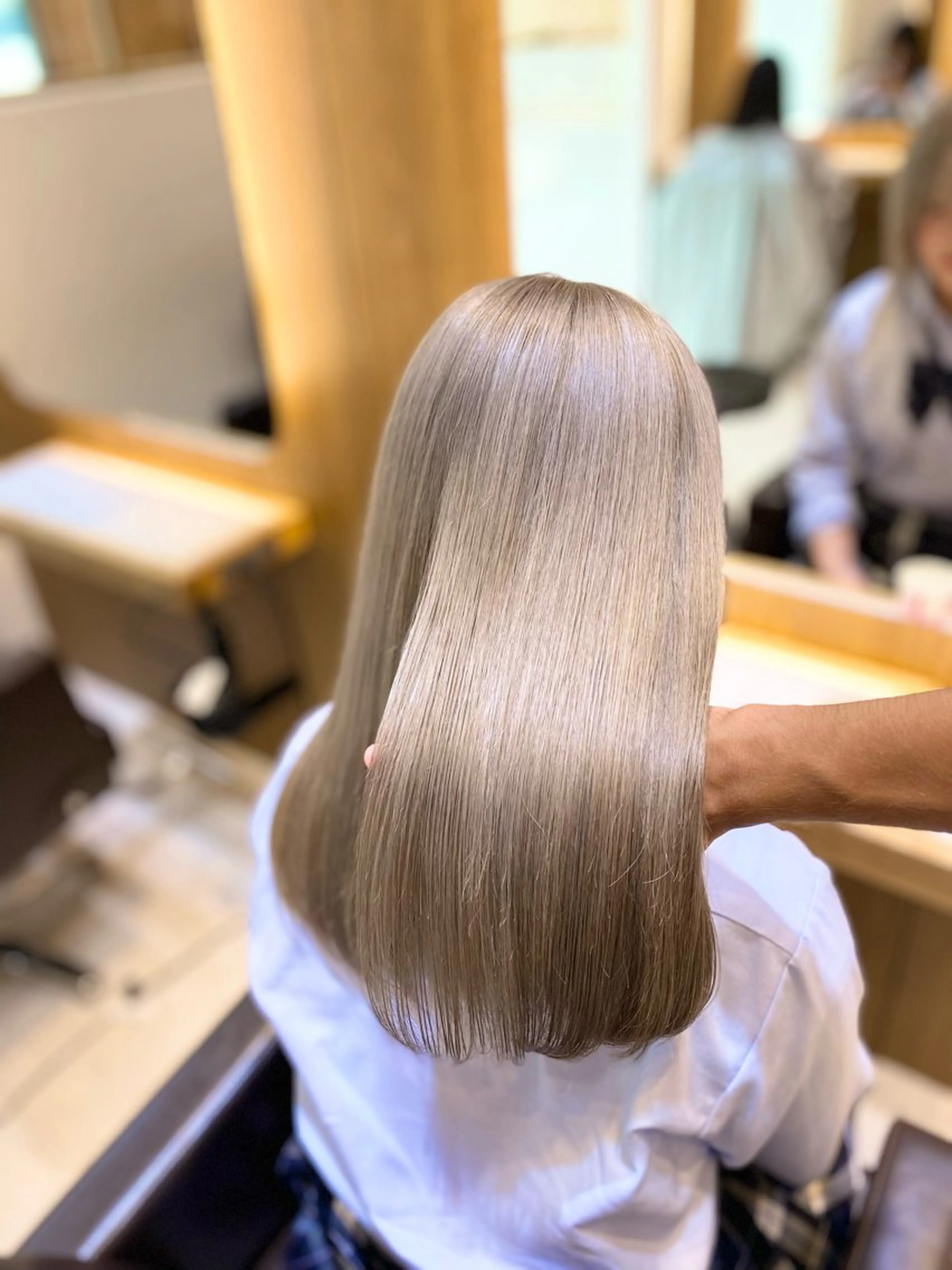 ミディアム 外国人風カラー ヘアカラー トリートメント エクステ/髪質改善 🖤RYUSEI🖤のヘアスタイル